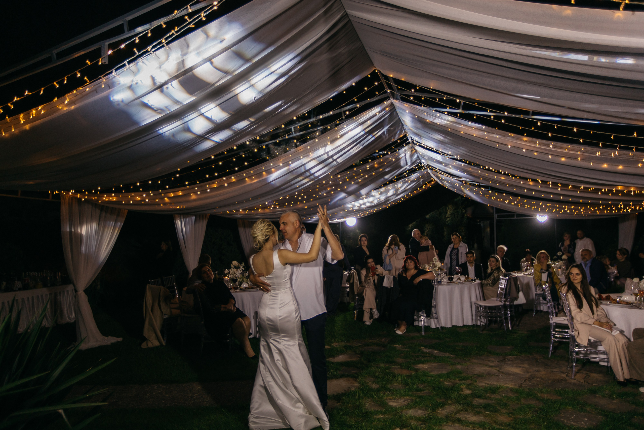 Денис и Алина. Белый замок. Фотограф Анна Лейман. Севастополь