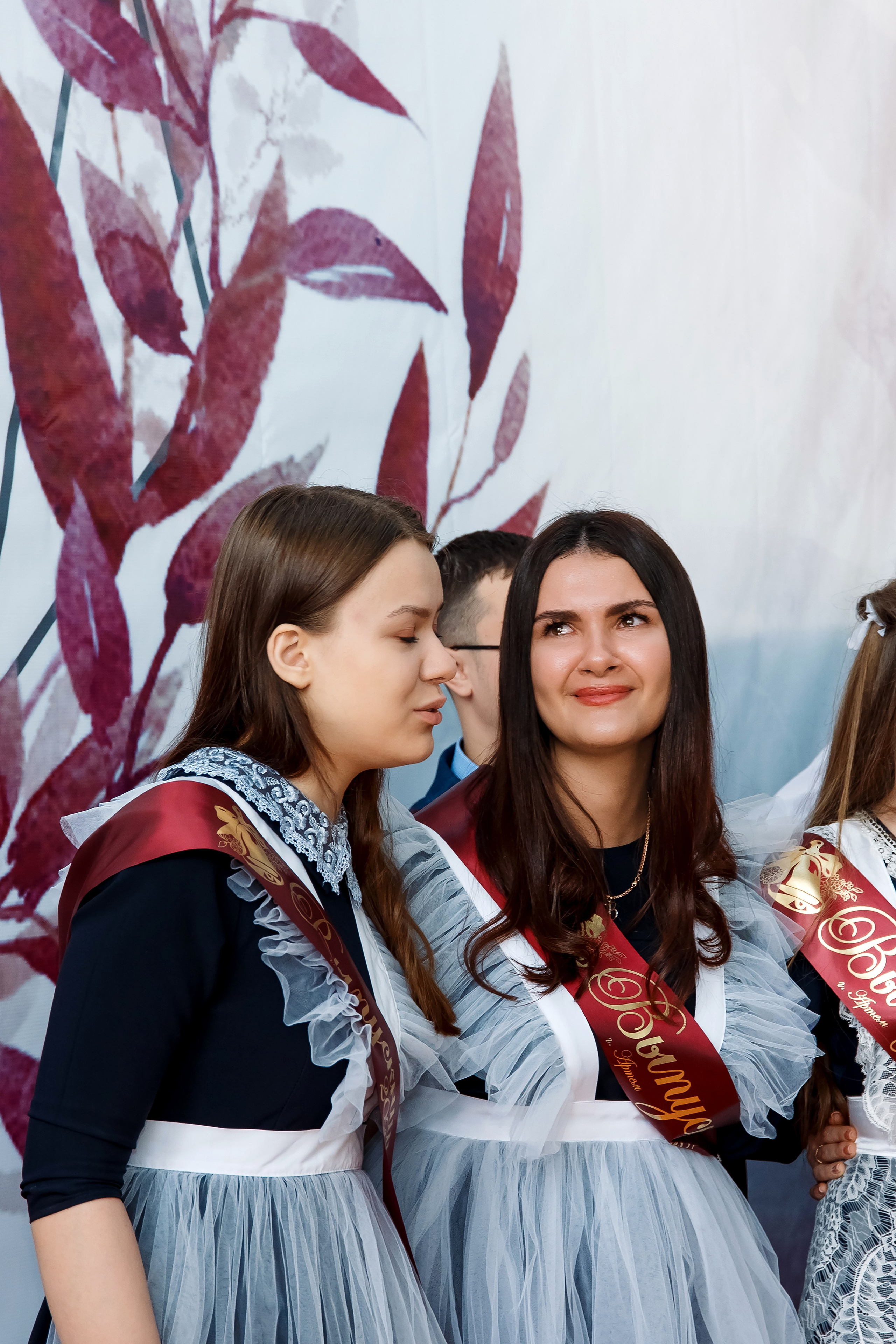 11 класс Последний звонок. Фотограф Любовь Корниенко, Примоский край