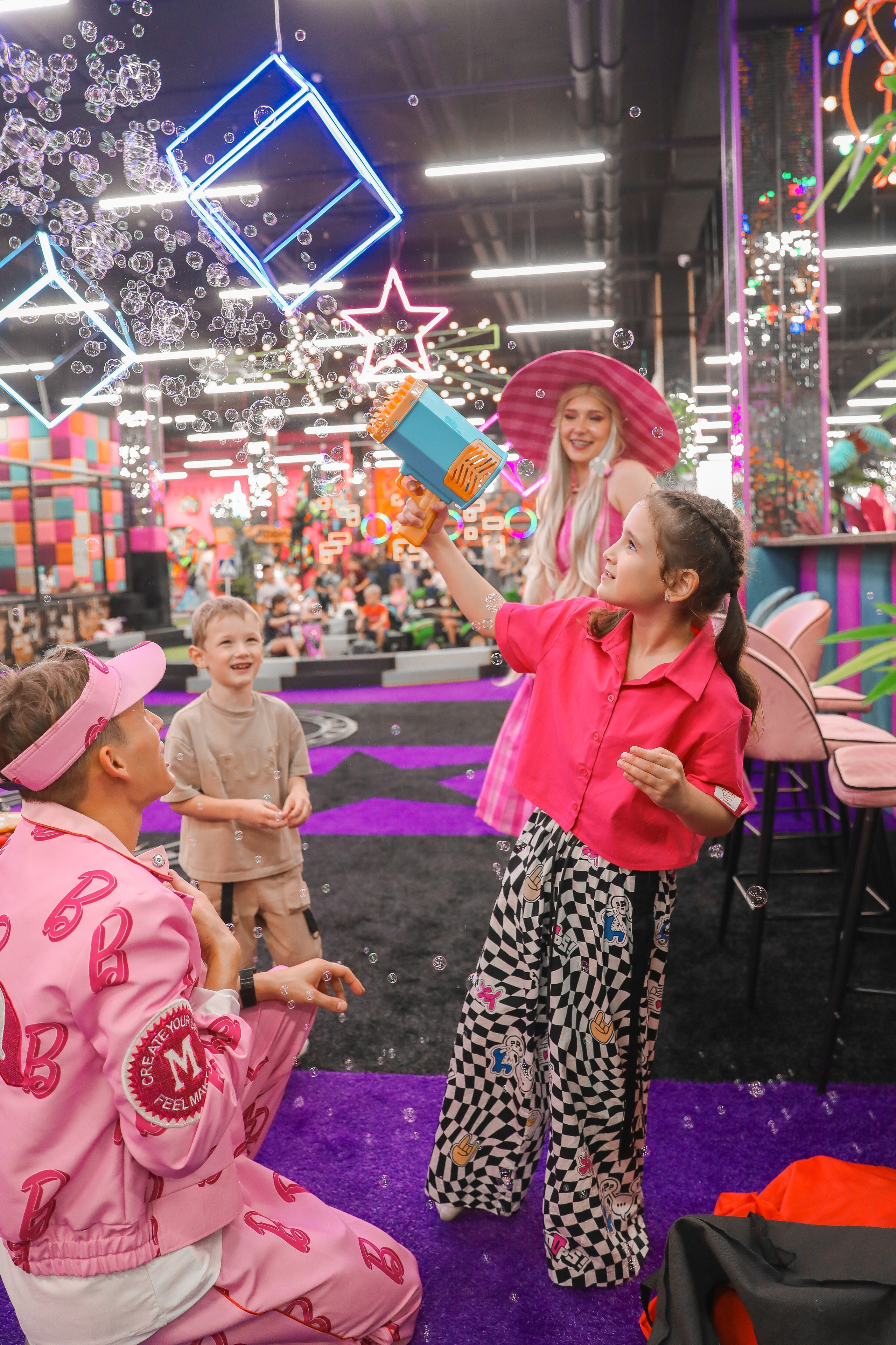 ДЕТСКИЕ МЕРОПРИЯТИЯ. Photographer Viktoriya Markushina «My world throug»