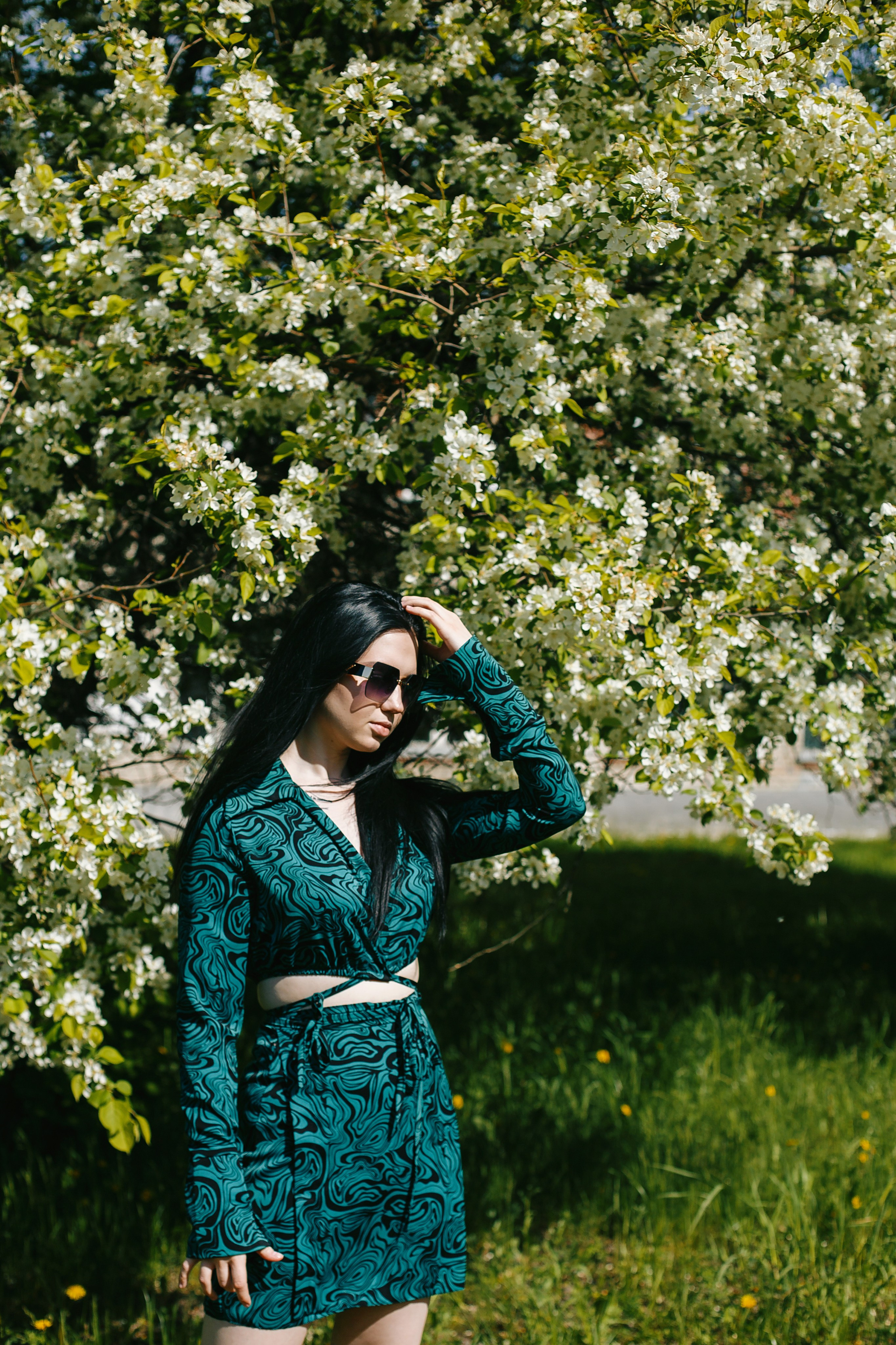 Саша весна. Выпускные альбомы Искитим, Бердск и Новосибирск Крюкова Елена