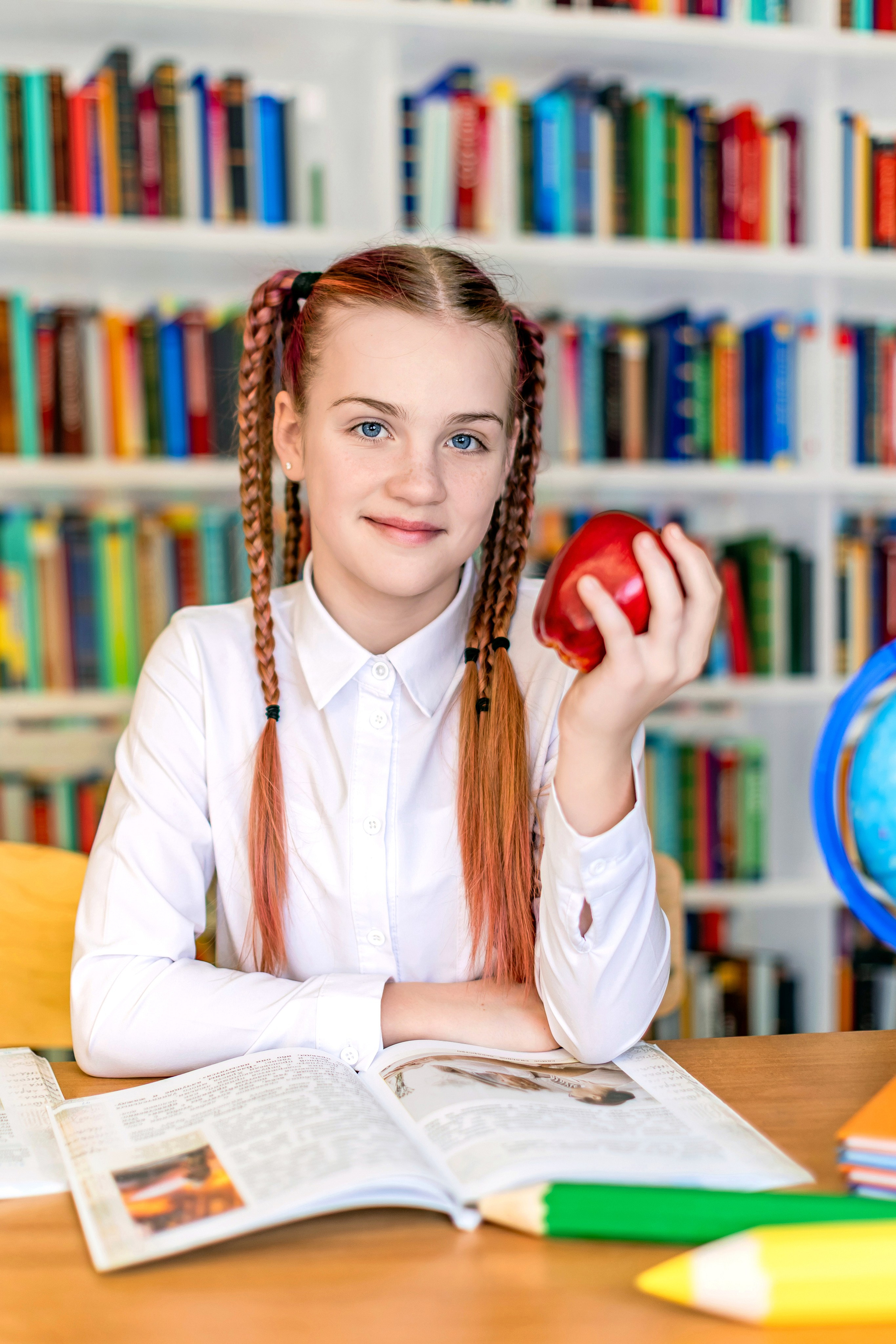 ГАЛЕРЕЯ фотографий для Начальной школы 1-4. Фотограф и видеограф Москва. Свадебный фотограф, видеограф. Выпускные альбомы. Оживающие альбомы