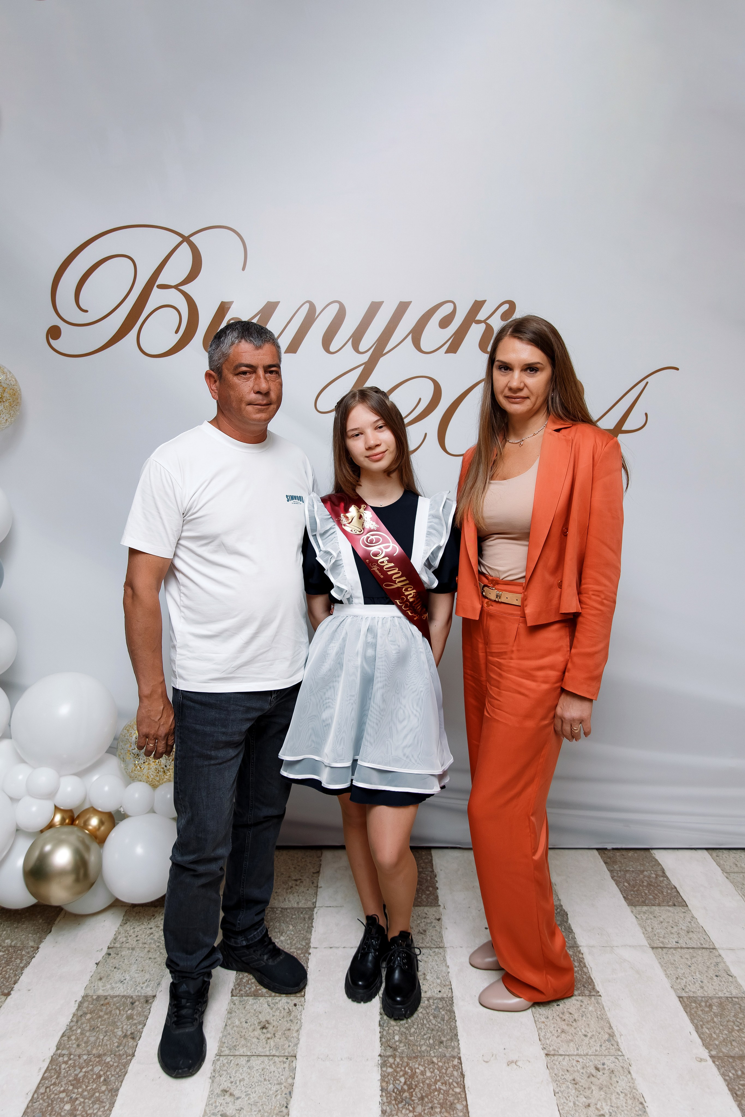 11 класс Последний звонок. Фотограф Любовь Корниенко, Примоский край