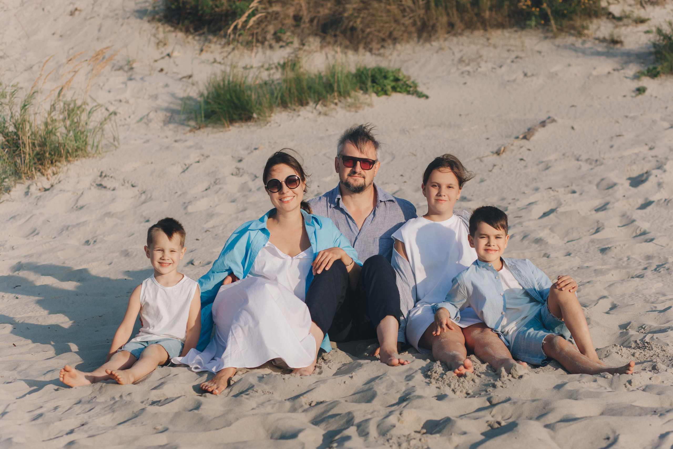 Ксения и её большая семья. Фотограф Зеленоградск Красильникова Елена