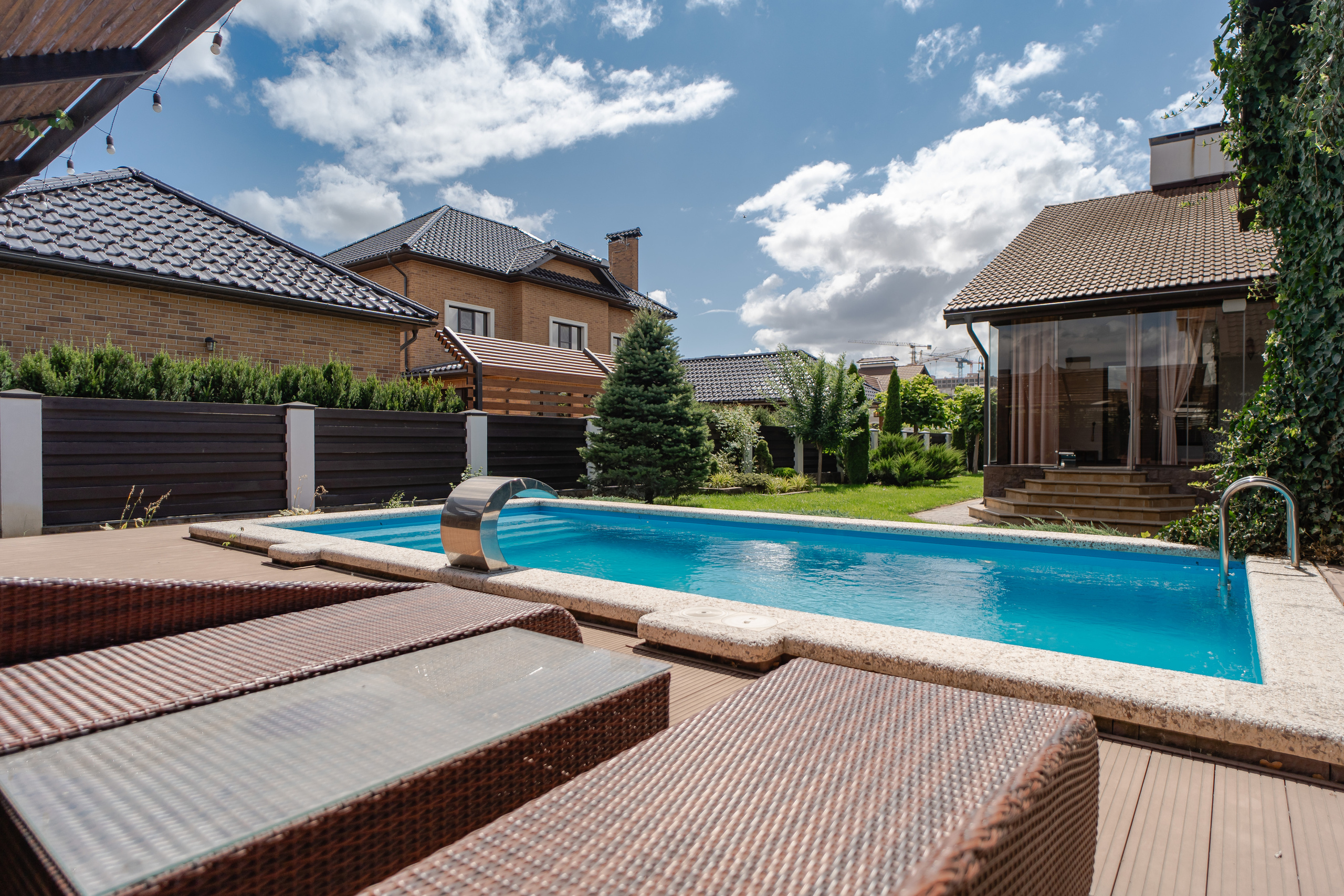 Немецкая деревня. Создаю контент для бизнеса- Андрей Корниенко и упаковываю компании и экспертов в Краснодаре