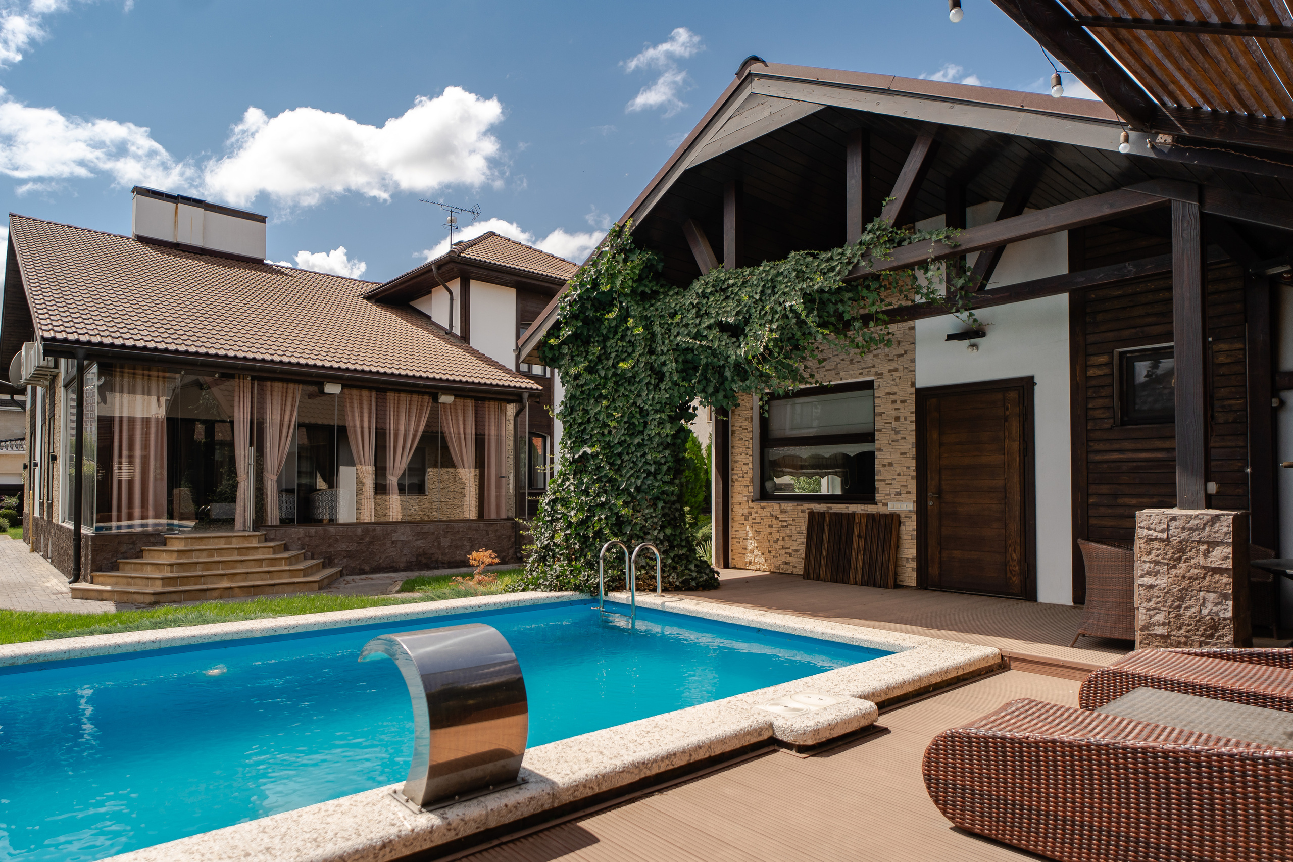 Немецкая деревня. Создаю контент для бизнеса- Андрей Корниенко и упаковываю компании и экспертов в Краснодаре