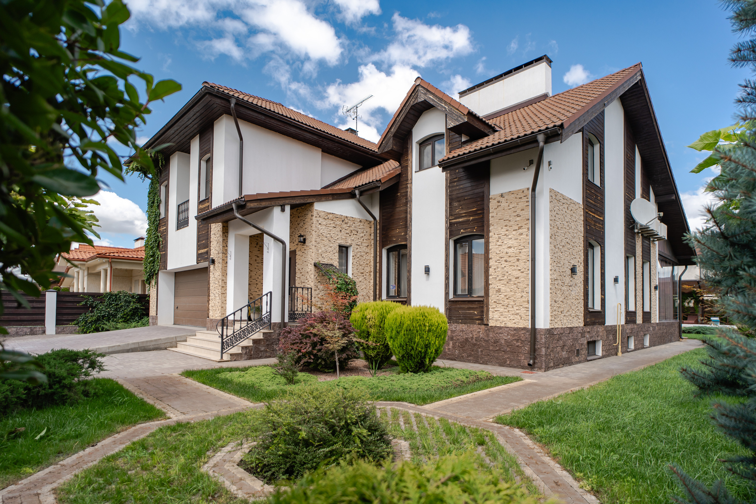 Немецкая деревня. Создаю контент для бизнеса- Андрей Корниенко и упаковываю компании и экспертов в Краснодаре