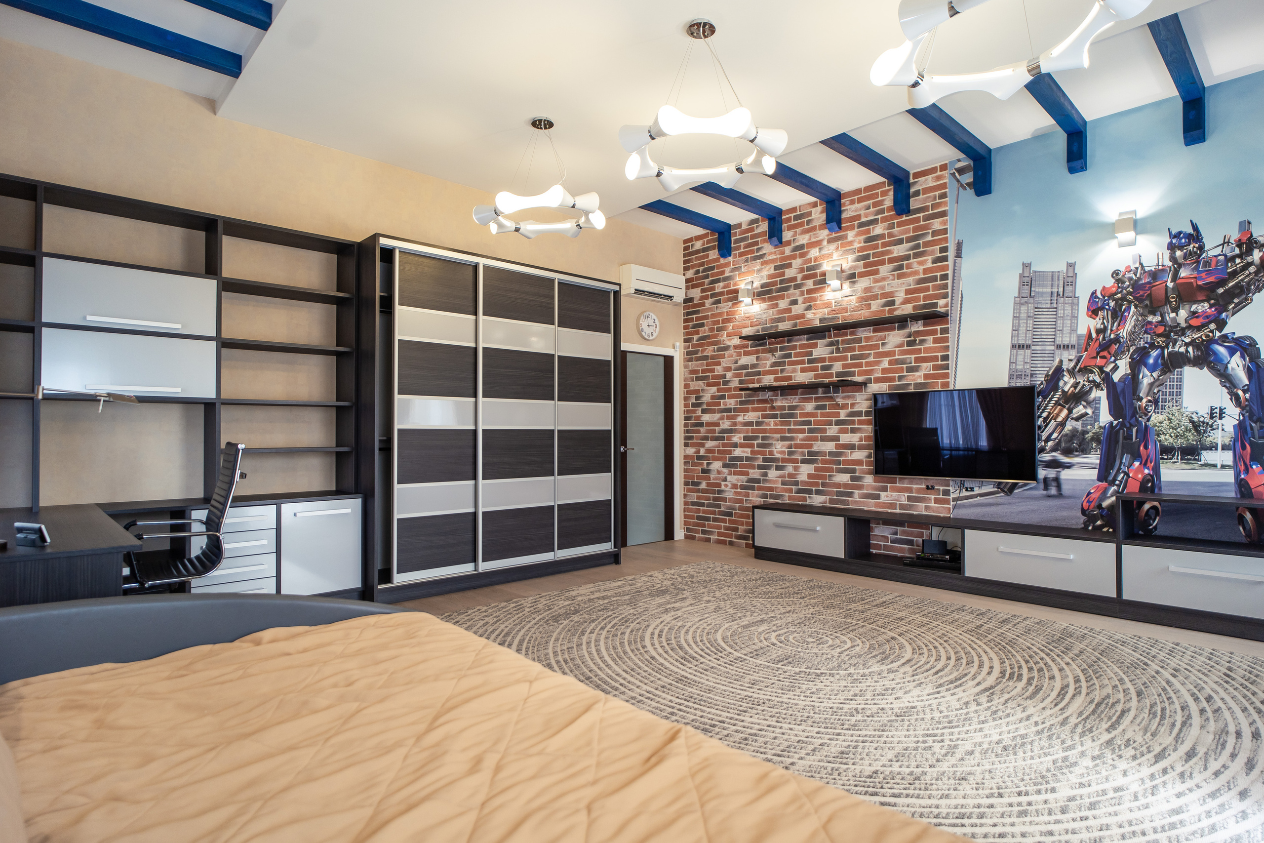 Немецкая деревня. Создаю контент для бизнеса- Андрей Корниенко и упаковываю компании и экспертов в Краснодаре