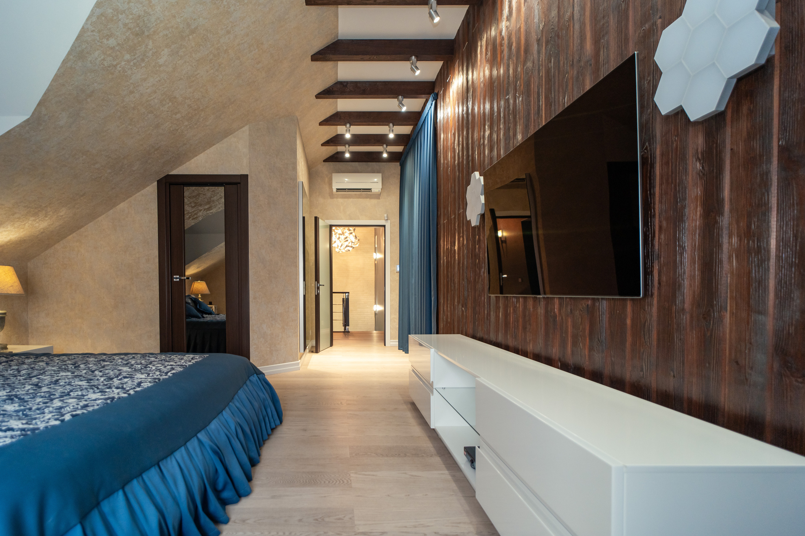 Немецкая деревня. Создаю контент для бизнеса- Андрей Корниенко и упаковываю компании и экспертов в Краснодаре