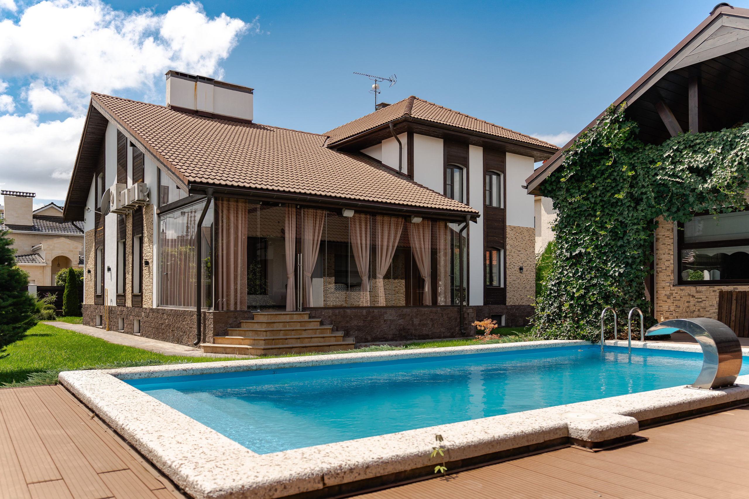 Немецкая деревня. Создаю контент для бизнеса- Андрей Корниенко и упаковываю компании и экспертов в Краснодаре