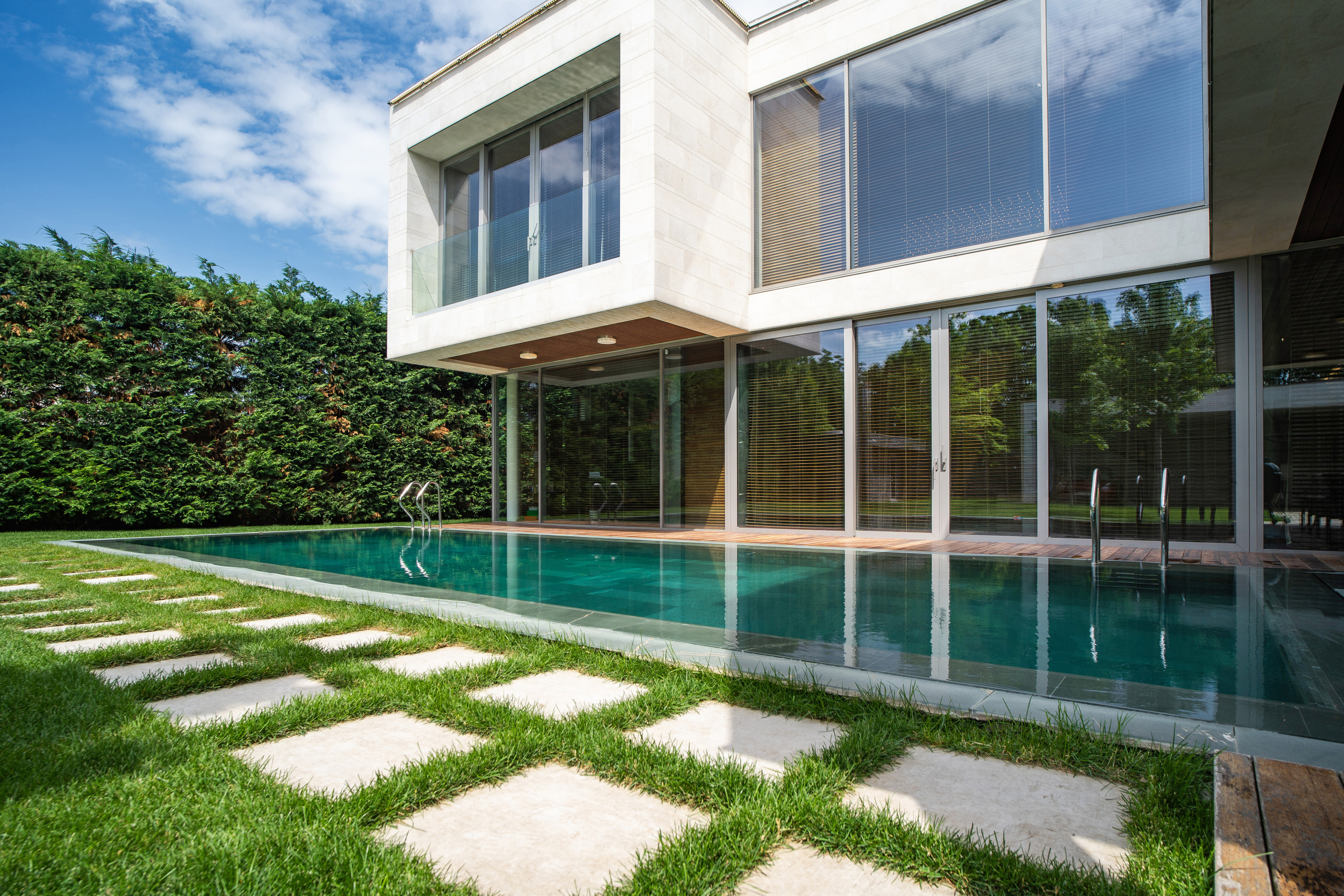 Фестивальный. Создаю контент для бизнеса- Андрей Корниенко и упаковываю компании и экспертов в Краснодаре