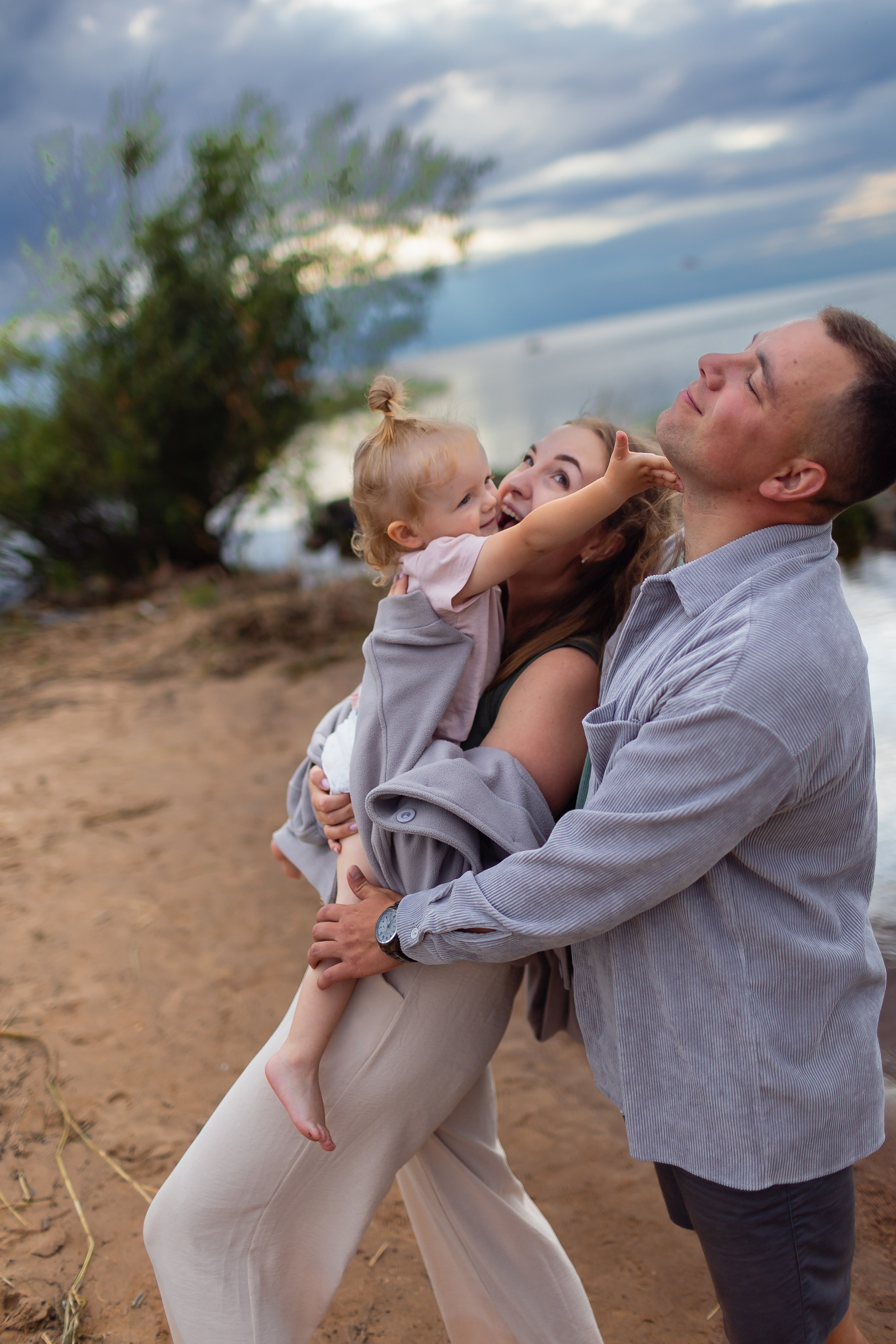 СЕМЕЙНАЯ / Гриша, Люда и Апполинария. Фотограф Лодейное Поле Екатерина Герасимова в Санкт-Петербурге и Лен. области