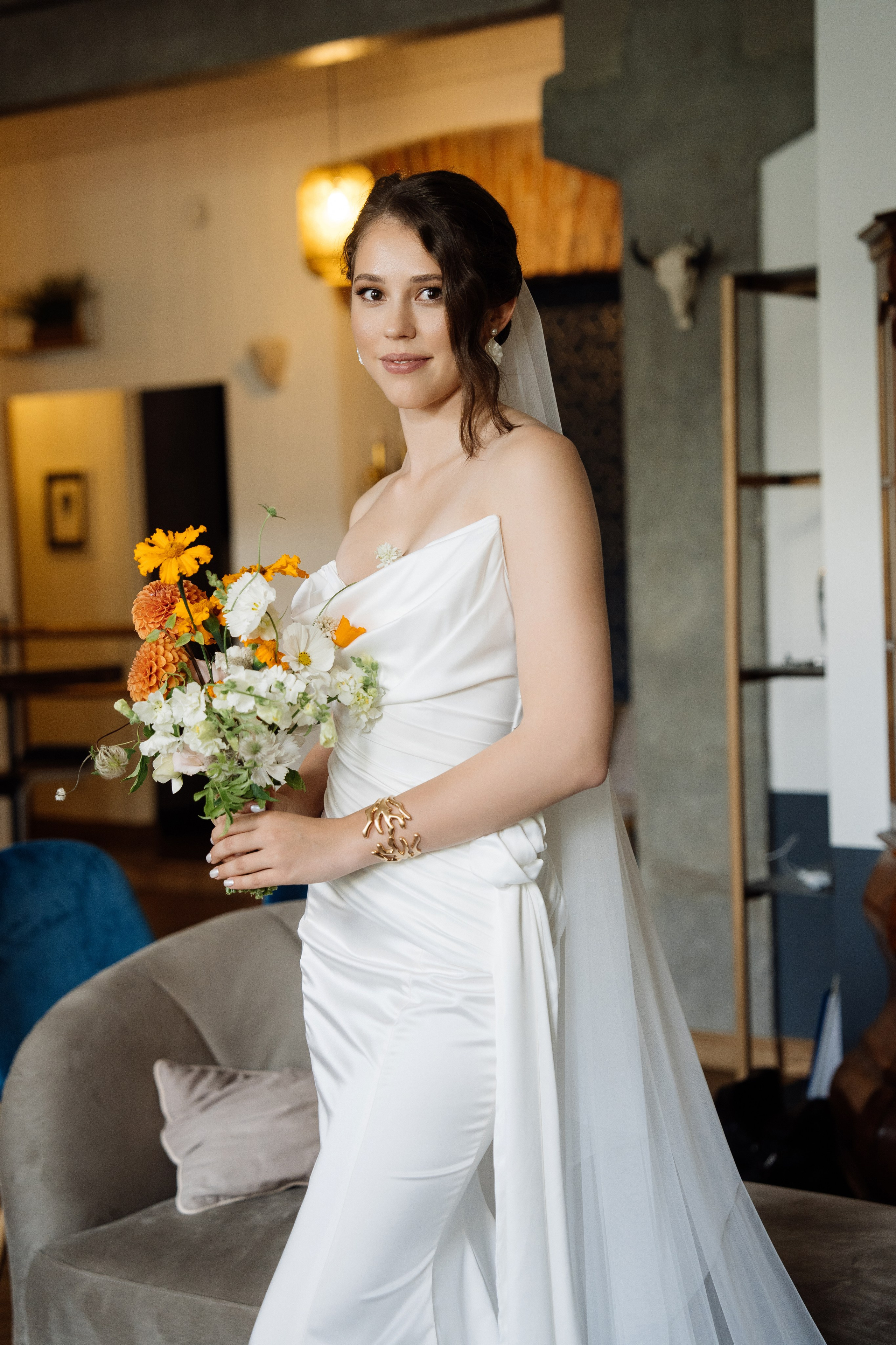 Оранжевая свадьба в гребешках. Свадебный фотограф организатор в Санкт-Петербурге Ассоль Опарина