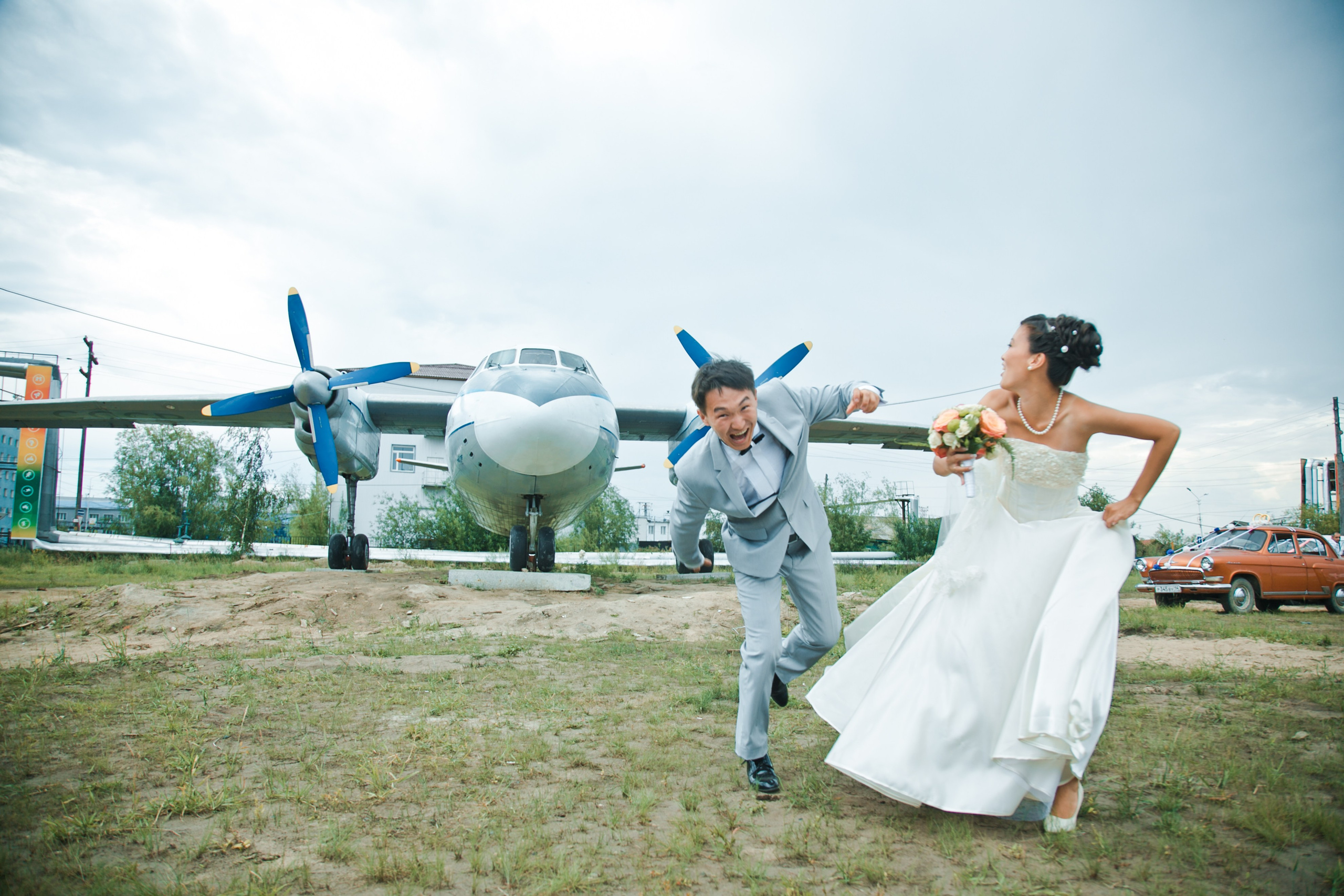 Летнее свадебное фото. Фотограф Надежда Куин, Якутск