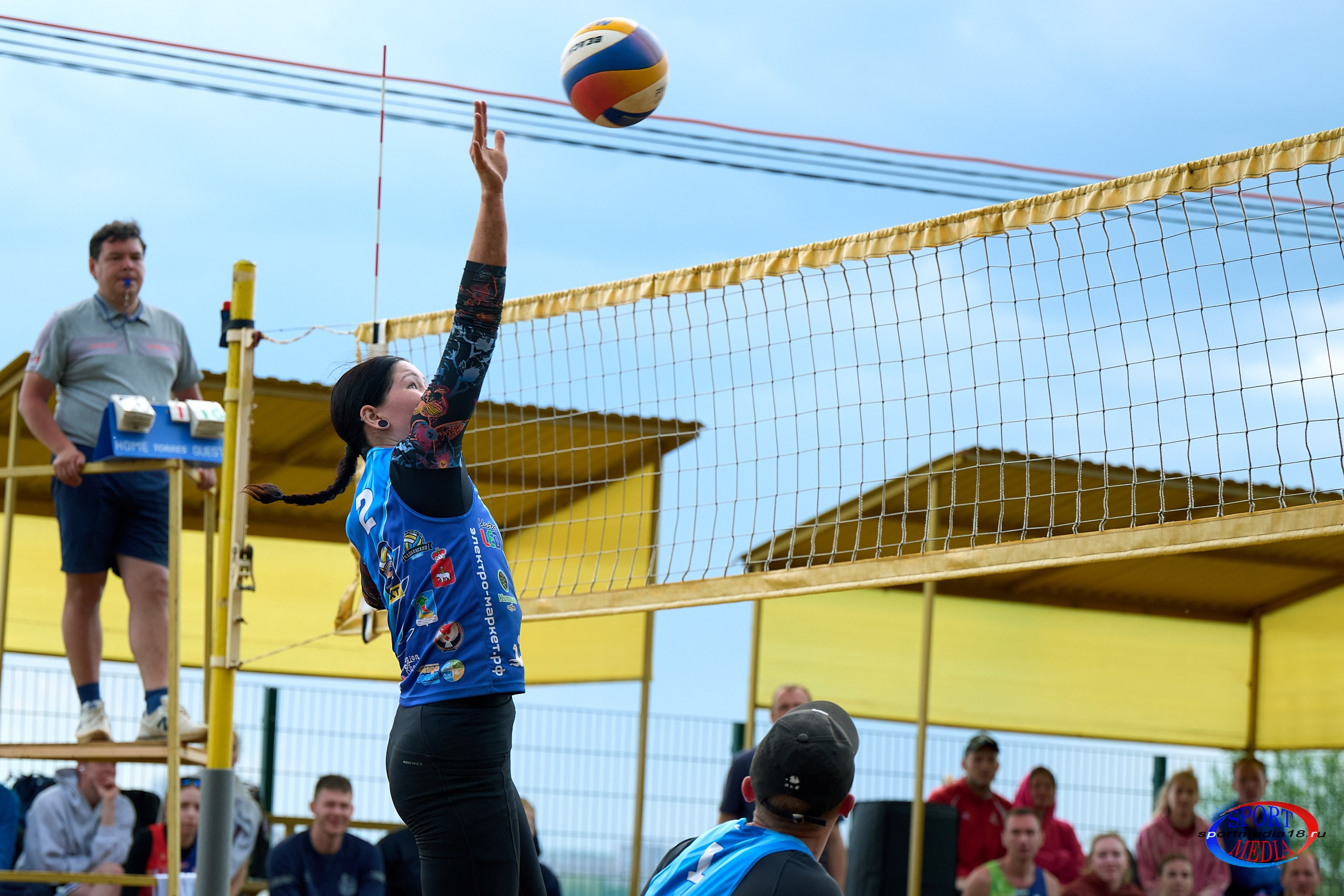 Пляжный волейбол. ПРИВОЛЖСКАЯ ЛИГА MIXT Ижевск 18.05.2025. Спортивный репортажный фотограф в Ижевске Сергей Мерзляков