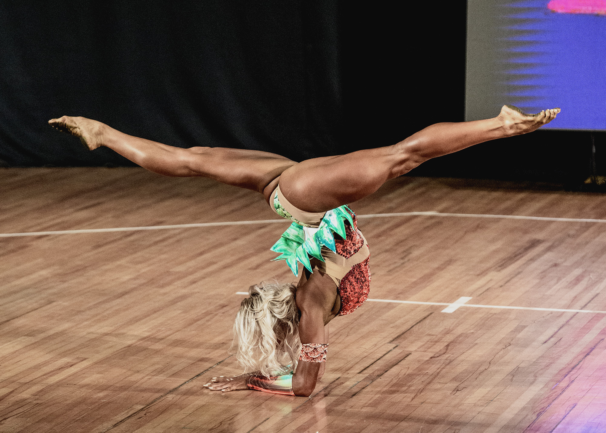 Кубок Дона 2023 женский бодибилдинг и танец русалки. Профессиональная фотосъемка. Ростов-на-Дону