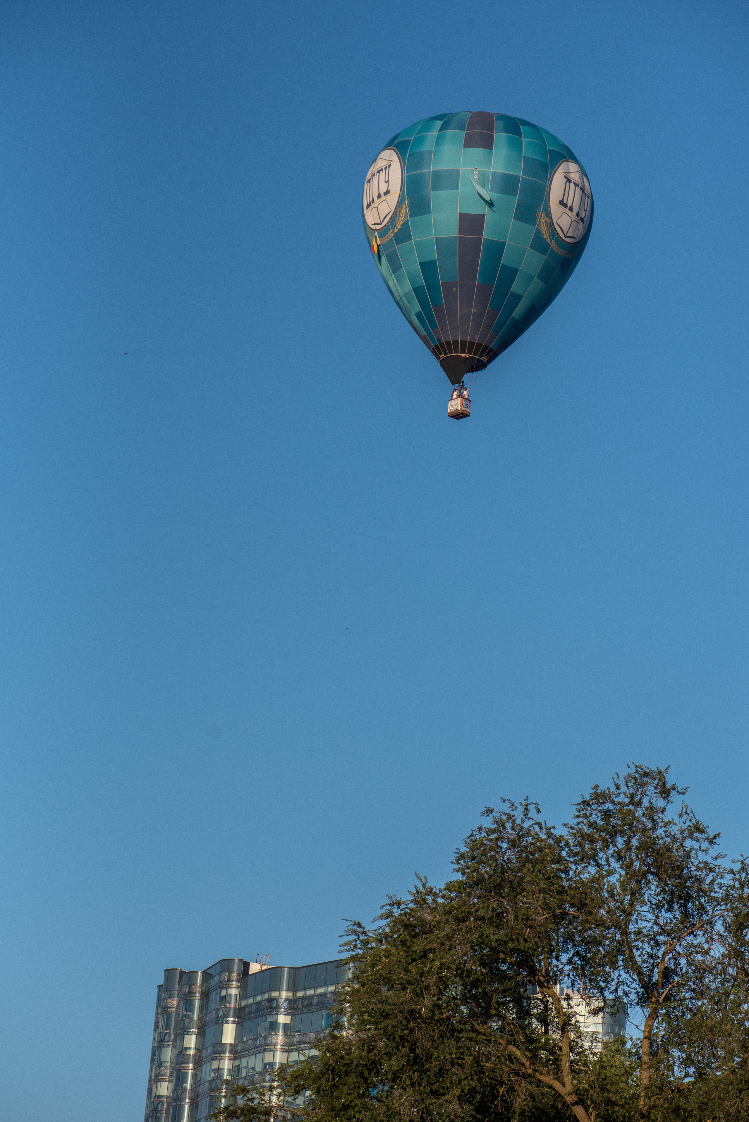 Воздушные шары на Парамоновских складах. Профессиональная фотосъемка. Ростов-на-Дону