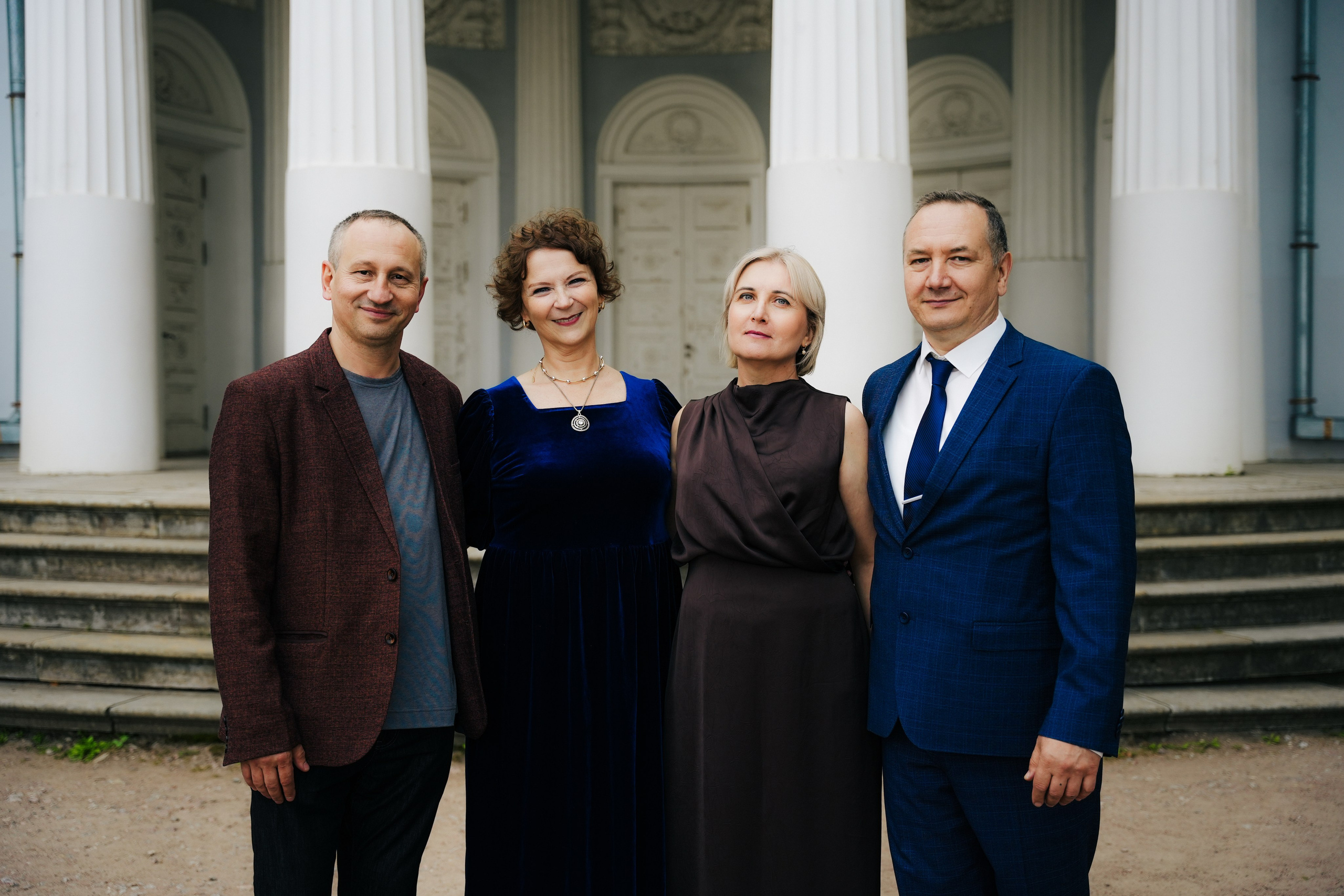 Аля и Никита (прогулка + выездная). Фотограф г. Санкт-Петербург Александра Катанакова