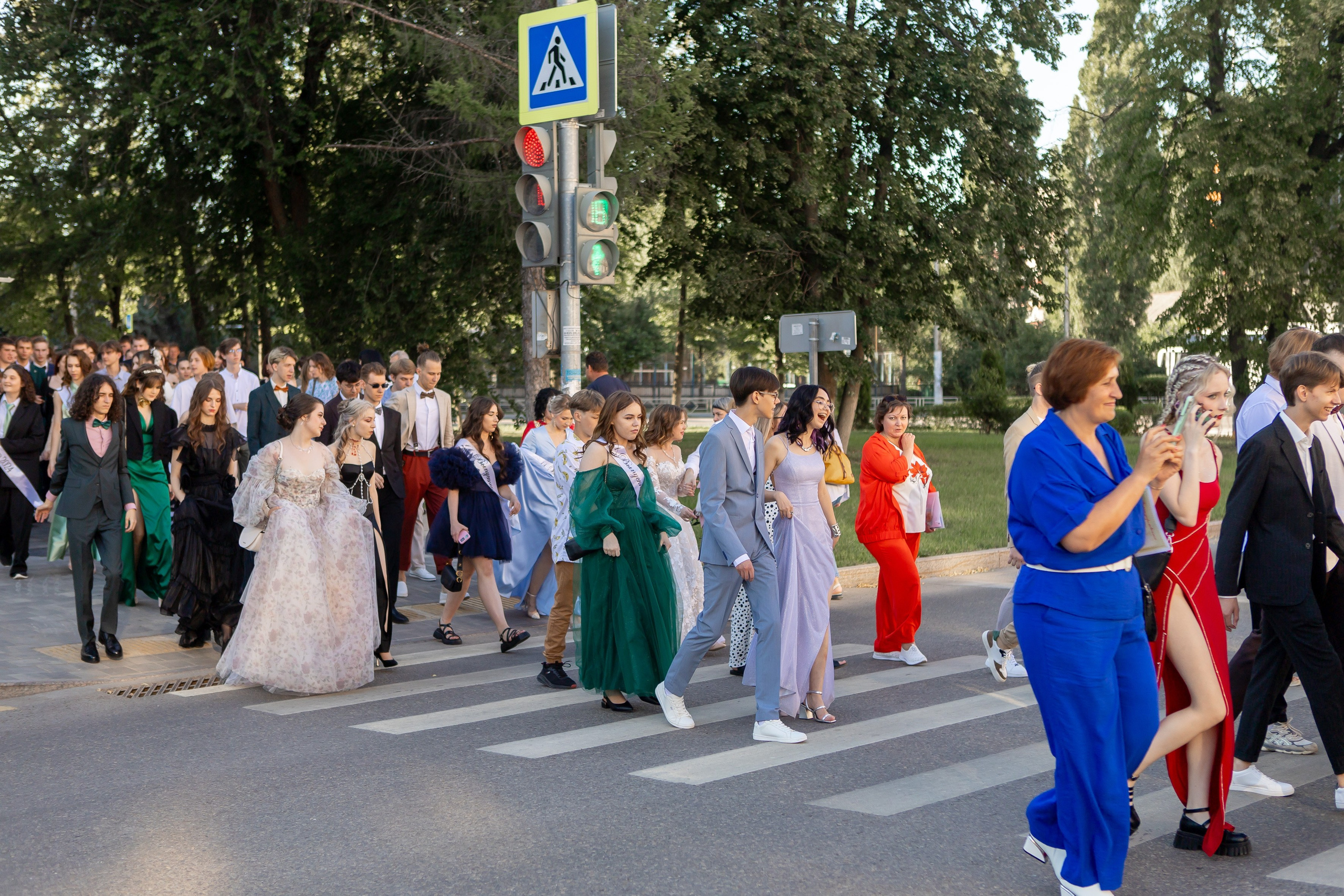 Выпускной Гимназия 12 2024 г. Свадебный и портретный Фотограф в Липецке Дмитрий Котюков