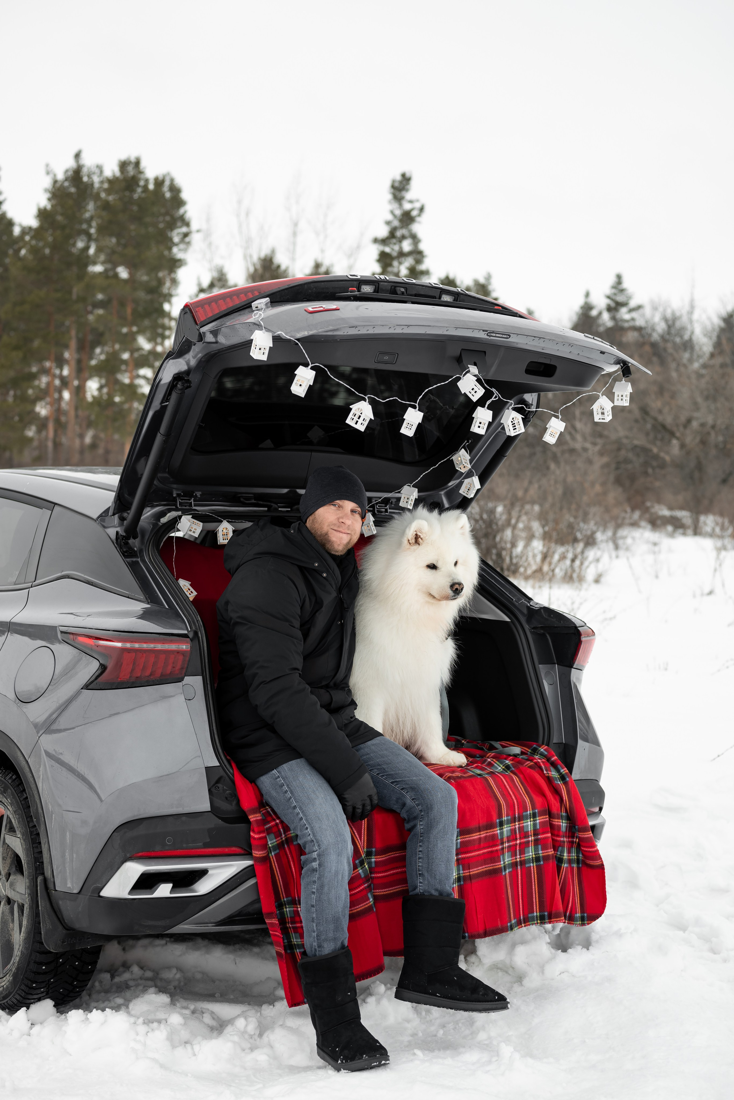 Фотопроект с Платоном и машиной на улице. Фотограф в городе Салават