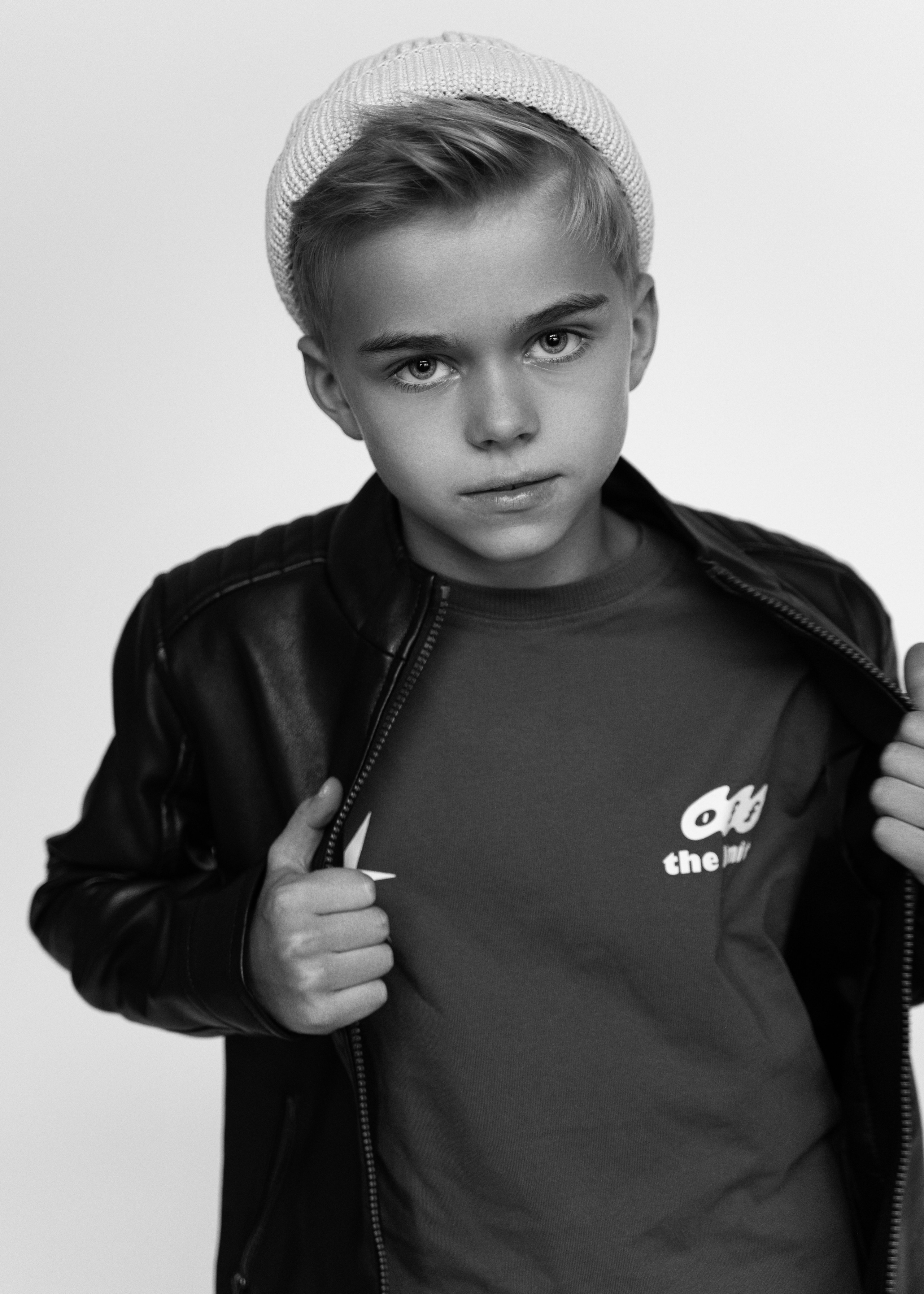 Иван. Фотограф Москва Виктория Вишневская актерское / модельное портфолио