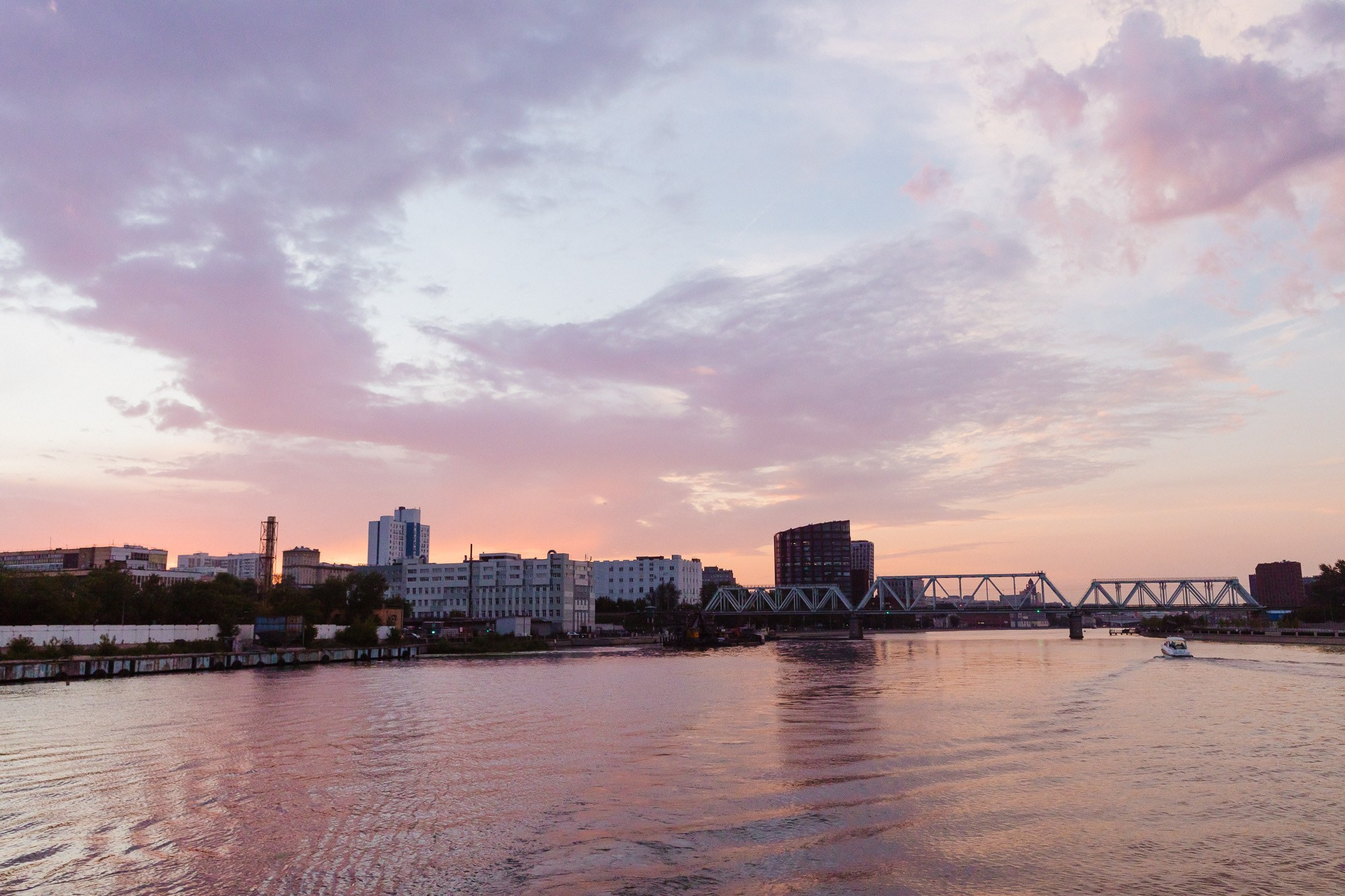 Свадебный банкет на теплоходе. Фотограф-видеограф в Москве