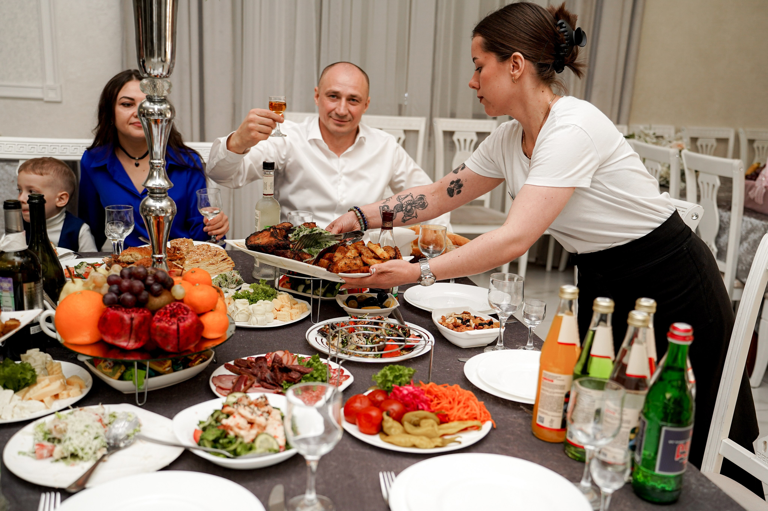Сватовство. Свадебный фотограф в Ростове-на-Дону. Таинство Крещения и Венчания, семейные фотосессии. Алёна Чёботова