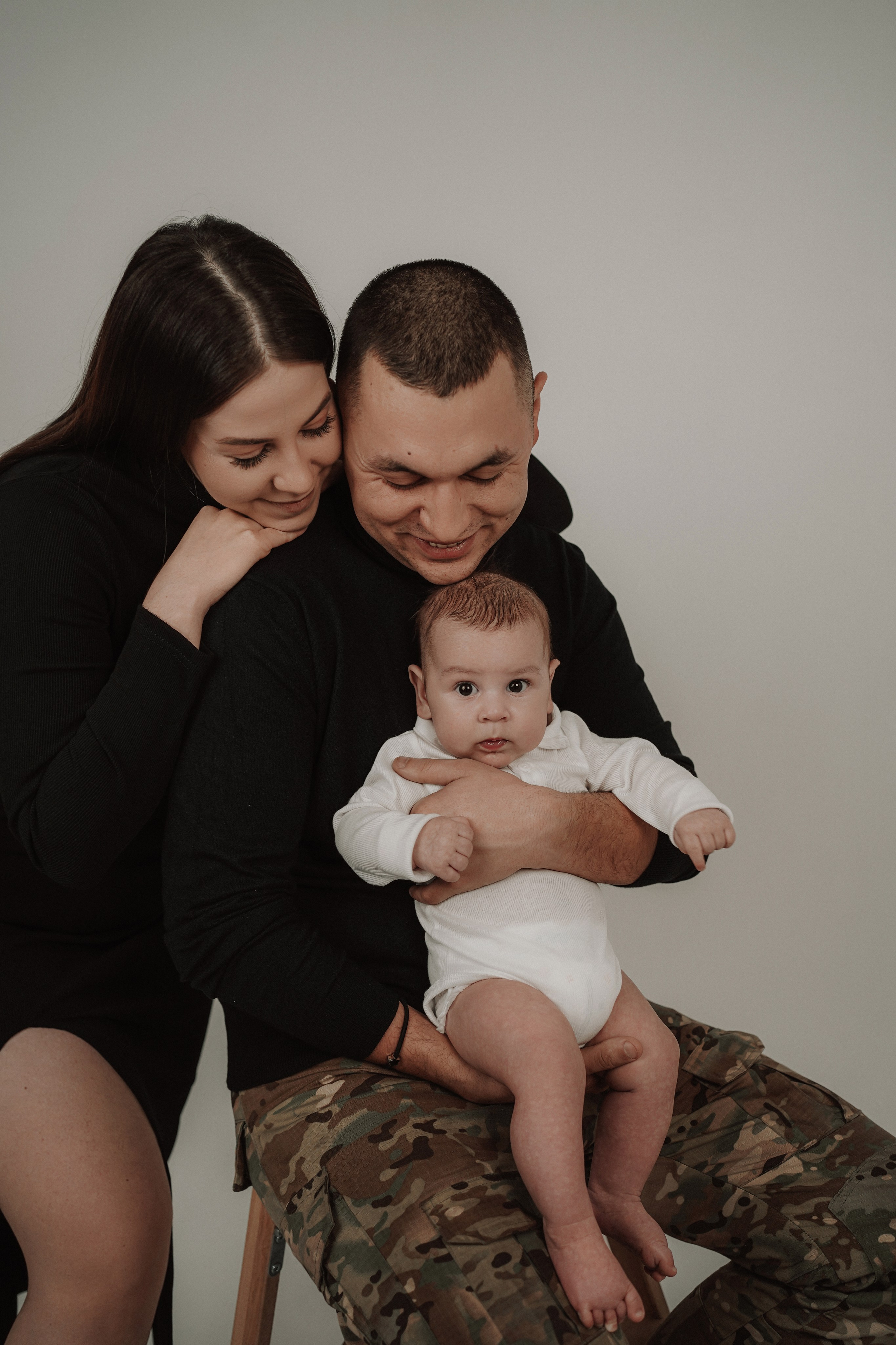 Фотосессия в фотостудии Новочеркасска «Рафинад». Свадебный фотограф в Ростове-на-Дону. Таинство Крещения и Венчания, семейные фотосессии. Алёна Чёботова