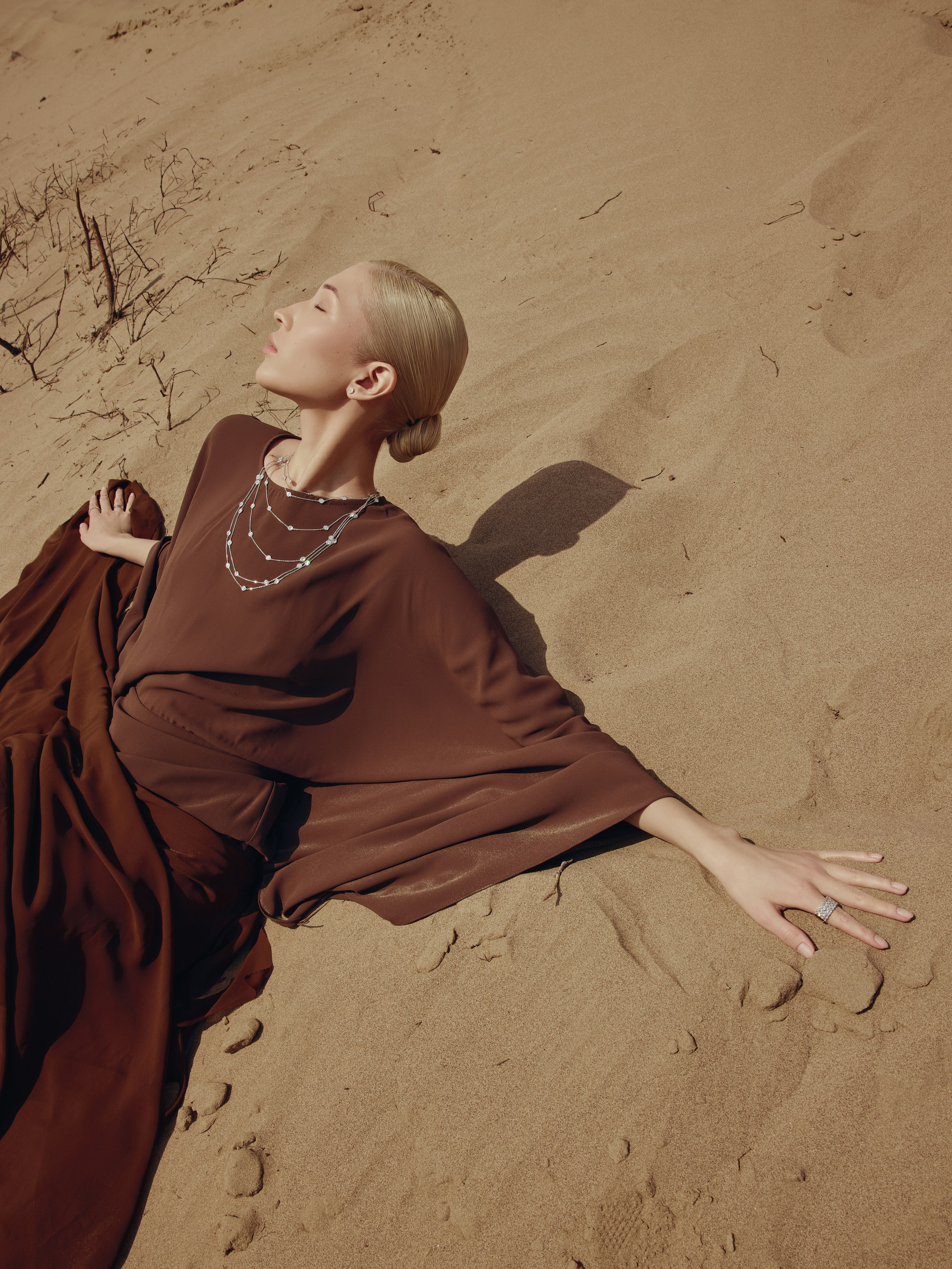 LVN DUNE. Photographer