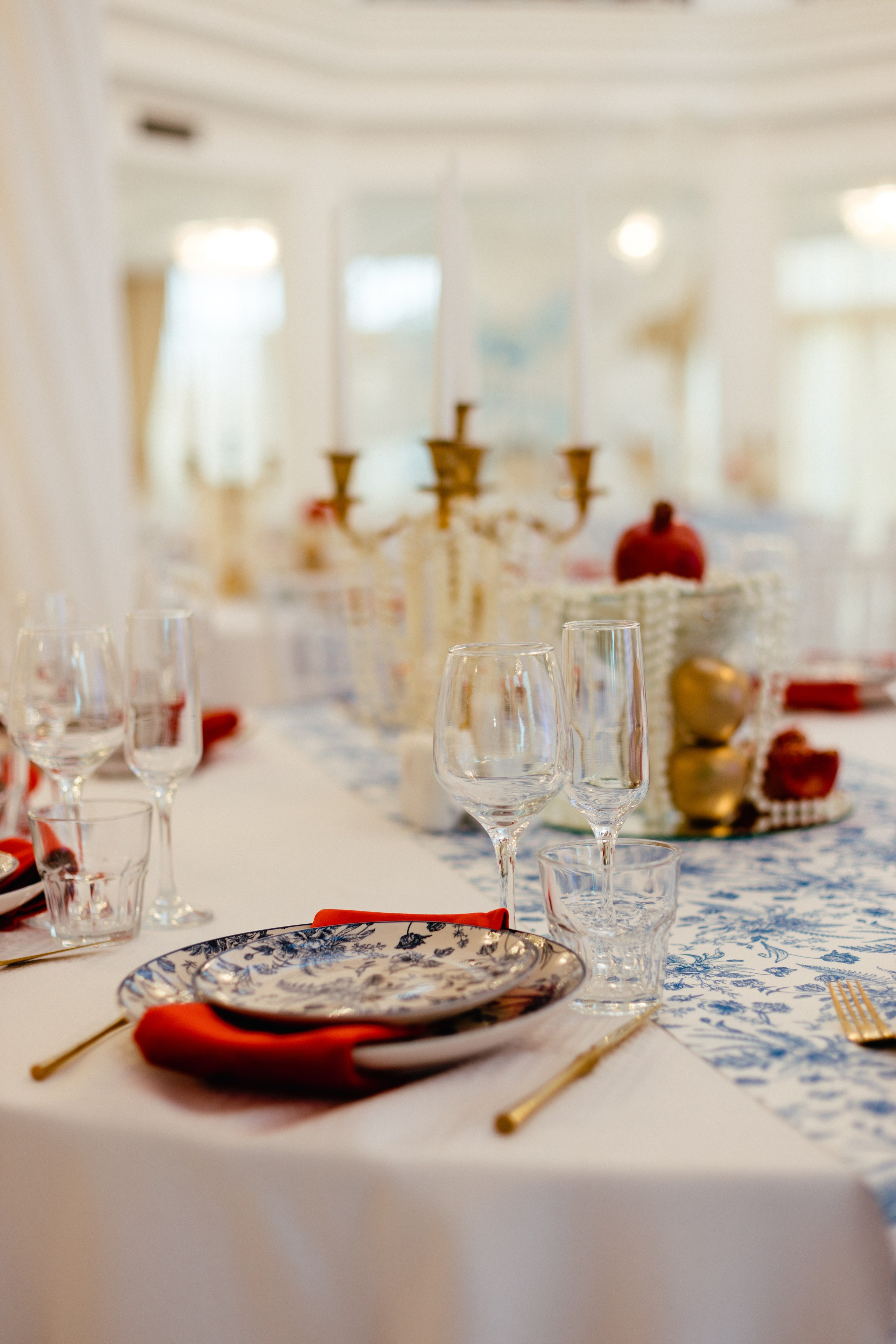 Полина и Антон. Свадебный фотограф Александра Тюлякова