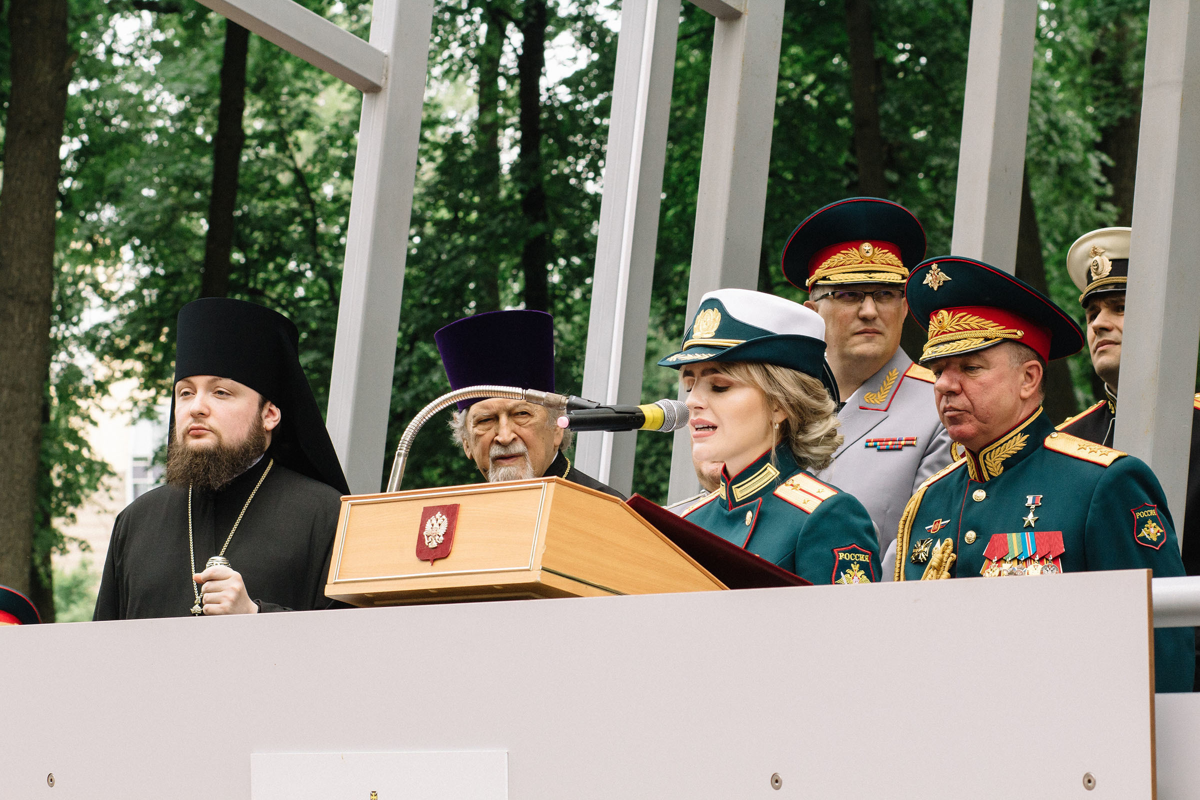 Вручение дипломов ВМедА. Семейный и свадебный фотограф в Майкопе Михаил Мартиросян