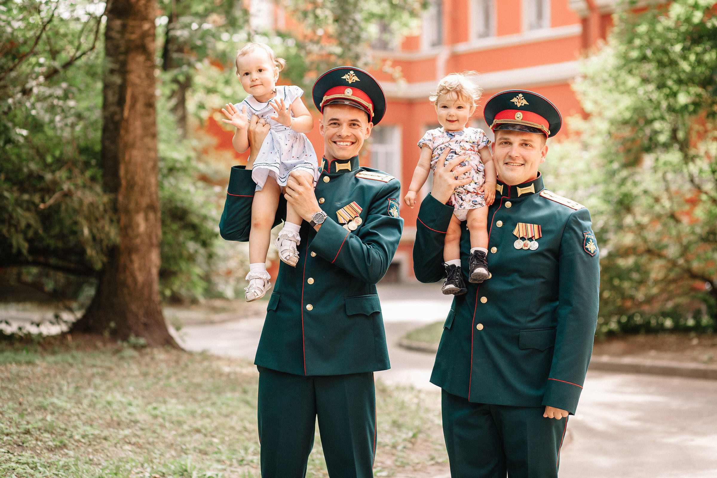 Вручение дипломов ВМедА. Семейный и свадебный фотограф в Майкопе Михаил Мартиросян