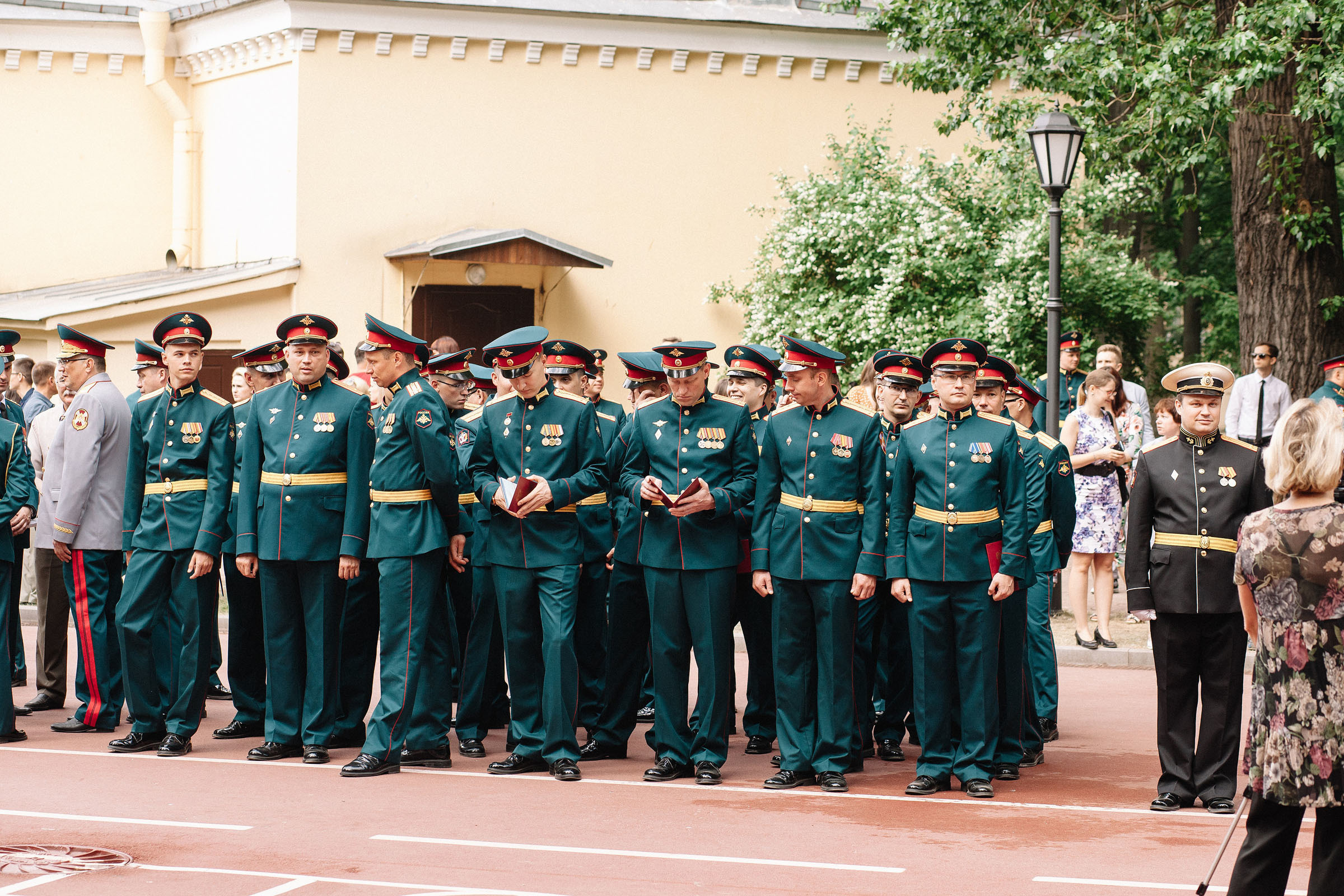Вручение дипломов ВМедА. Семейный и свадебный фотограф в Майкопе Михаил Мартиросян