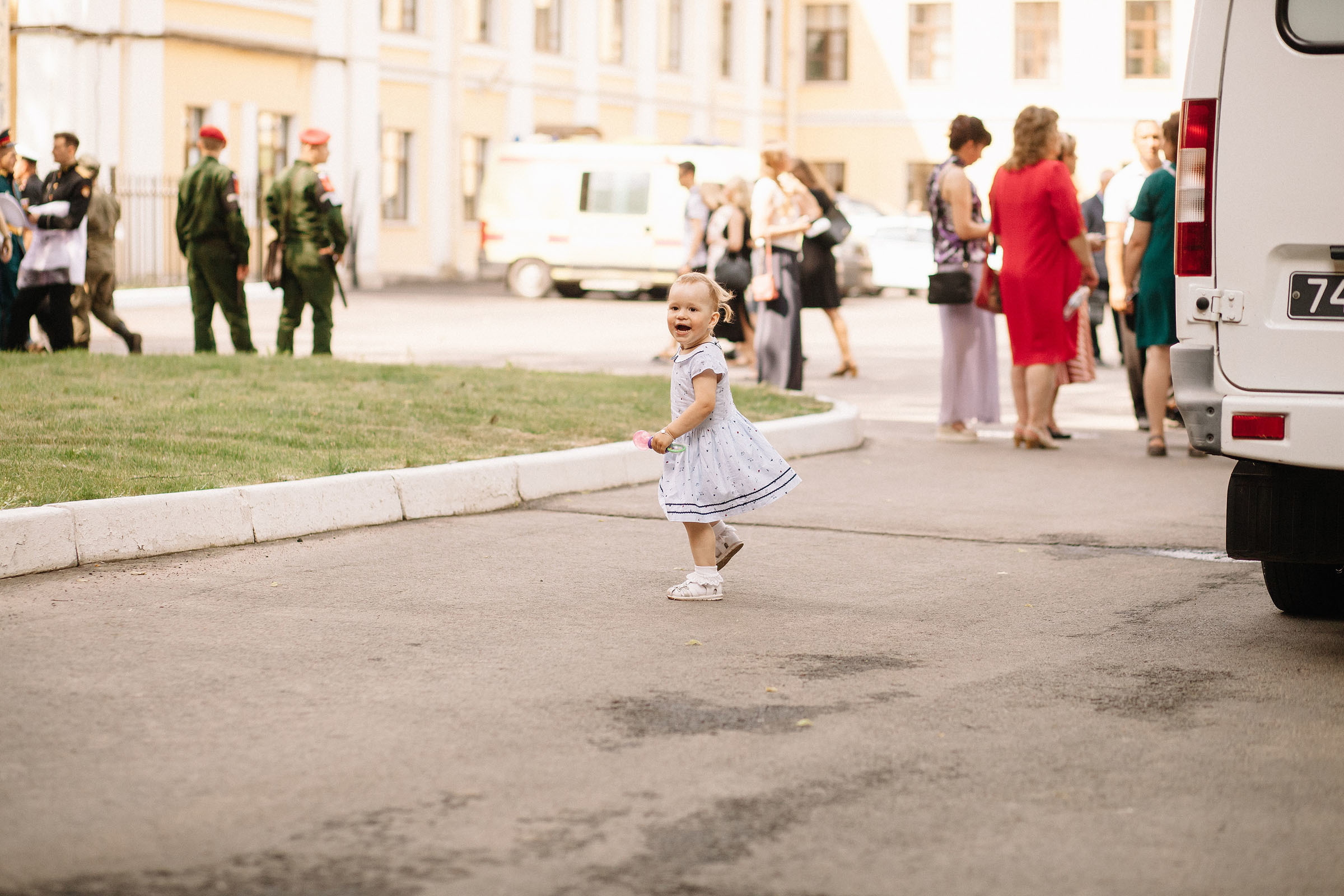 Вручение дипломов ВМедА. Семейный и свадебный фотограф в Майкопе Михаил Мартиросян