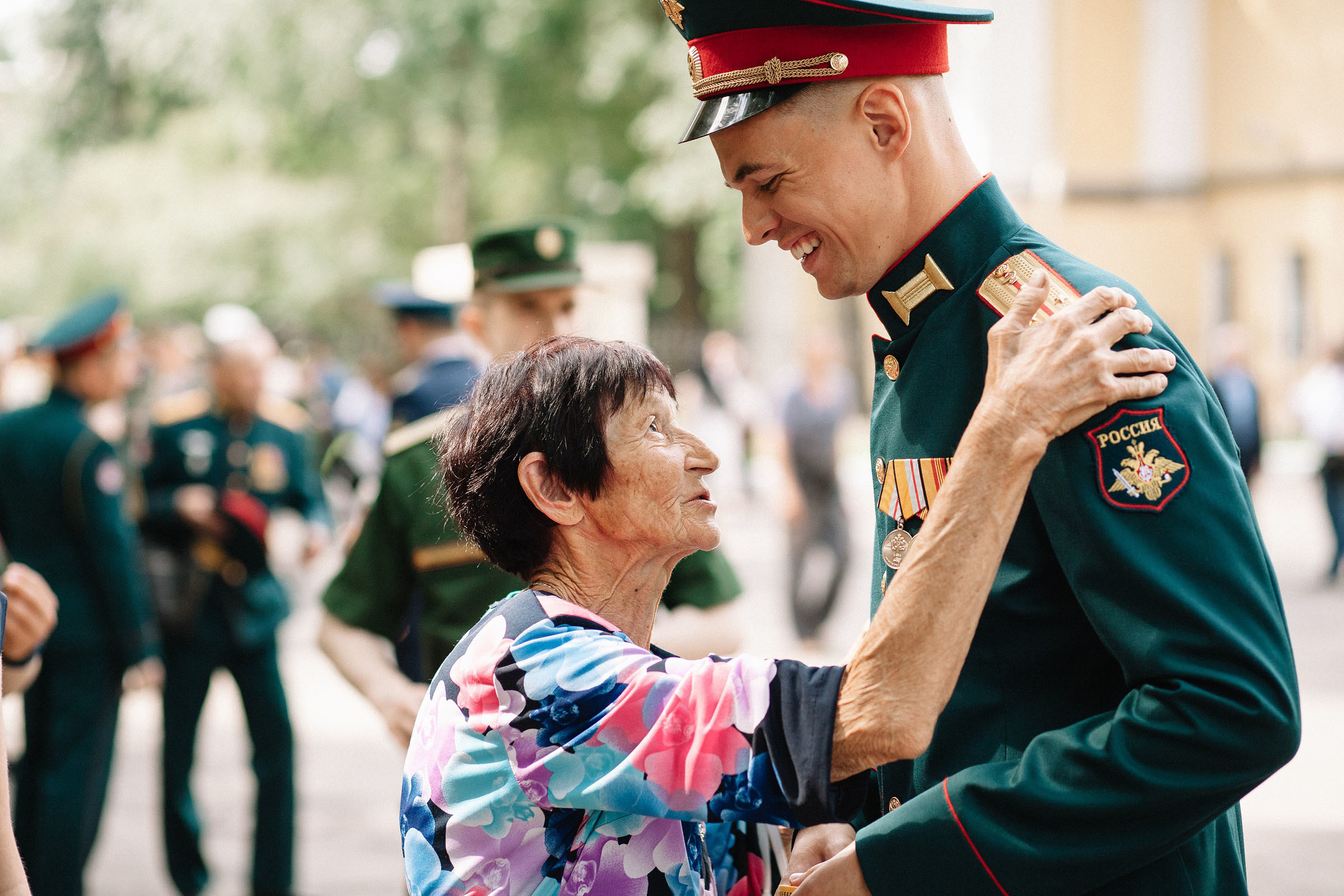 Вручение дипломов ВМедА. Семейный и свадебный фотограф в Майкопе Михаил Мартиросян