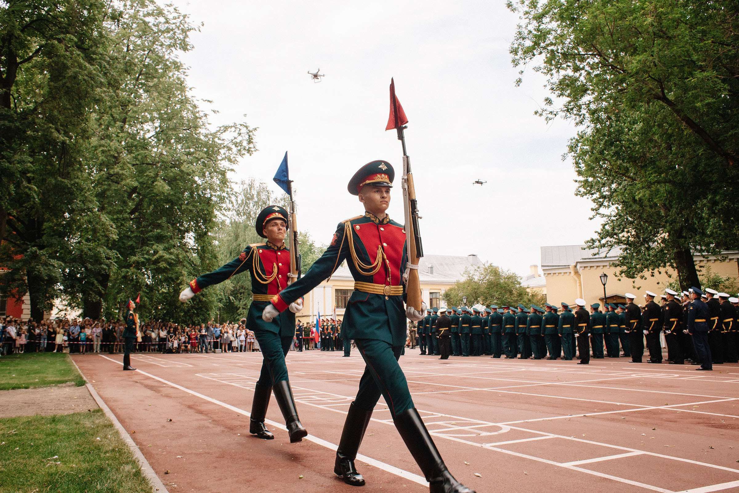 Вручение дипломов ВМедА. Семейный и свадебный фотограф в Майкопе Михаил Мартиросян