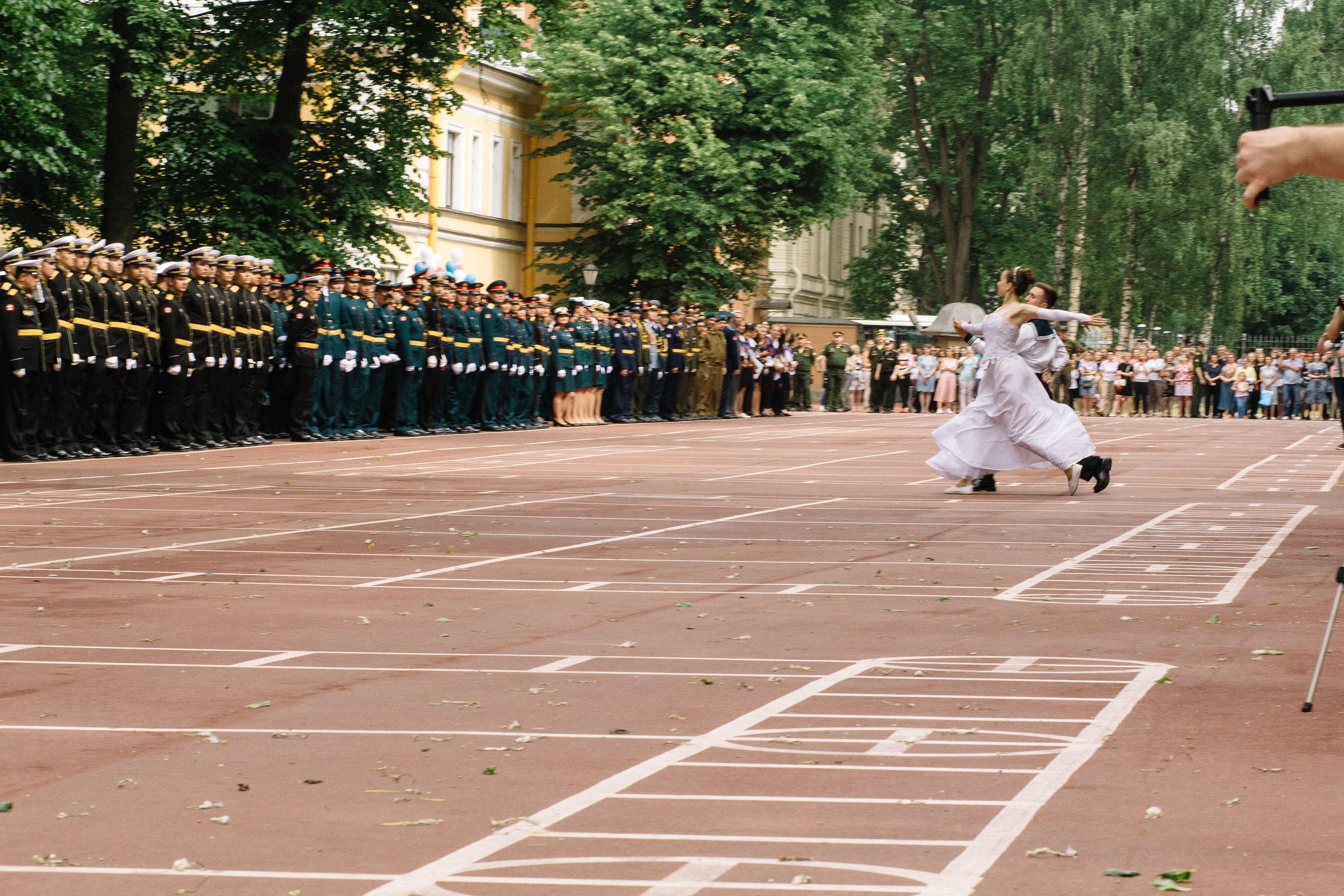 Вручение дипломов ВМедА. Семейный и свадебный фотограф в Майкопе Михаил Мартиросян