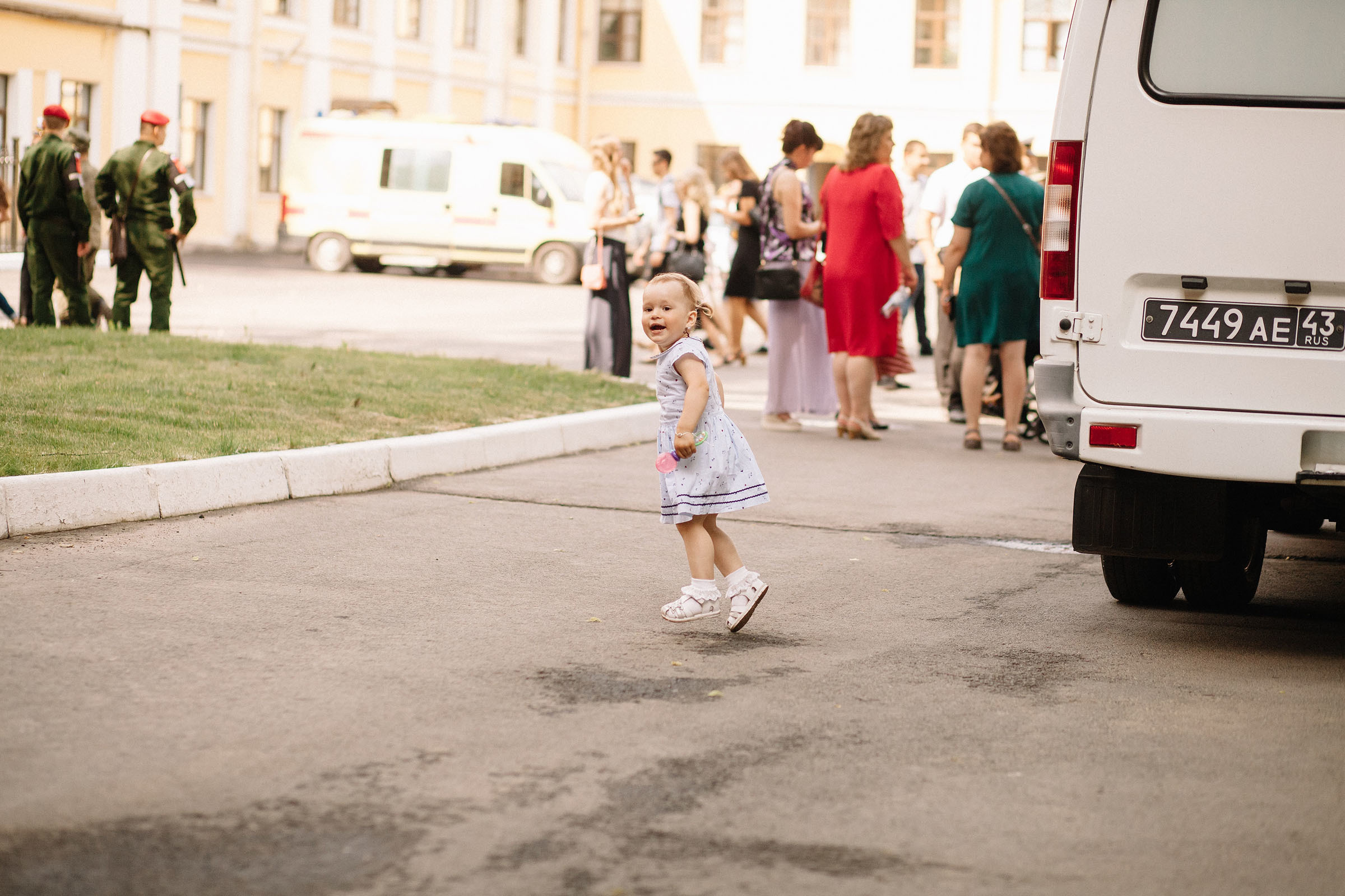 Вручение дипломов ВМедА. Семейный и свадебный фотограф в Майкопе Михаил Мартиросян