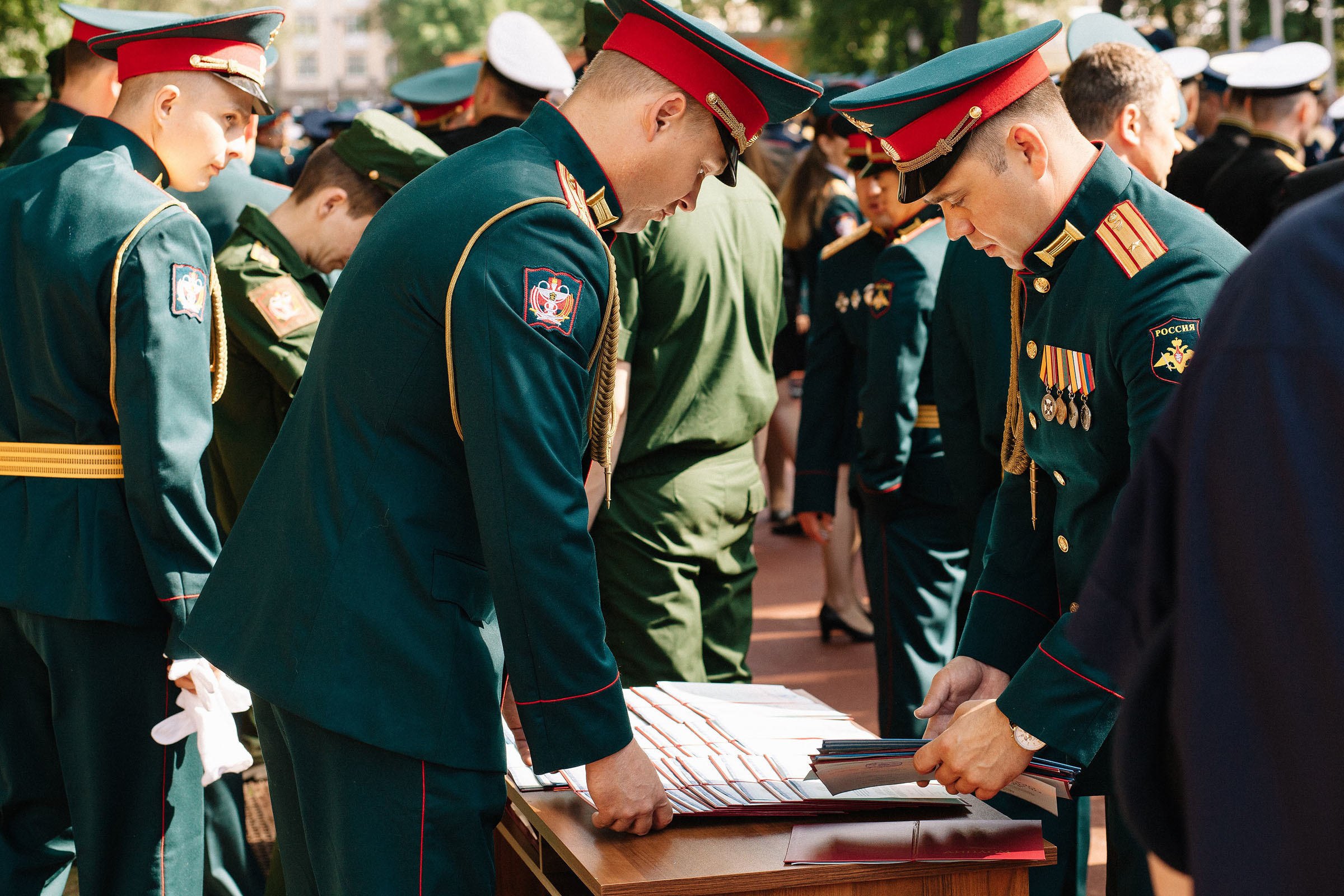 Вручение дипломов ВМедА. Семейный и свадебный фотограф в Майкопе Михаил Мартиросян