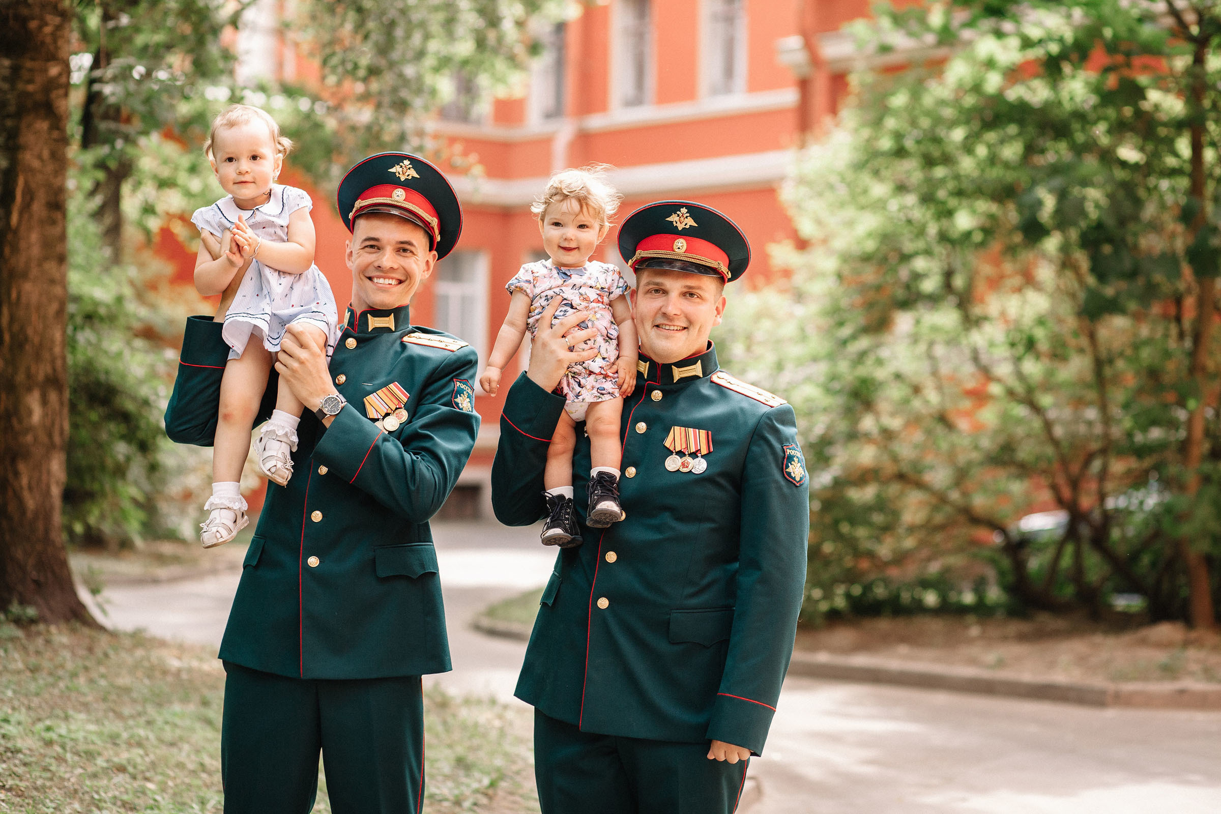 Вручение дипломов ВМедА. Семейный и свадебный фотограф в Майкопе Михаил Мартиросян