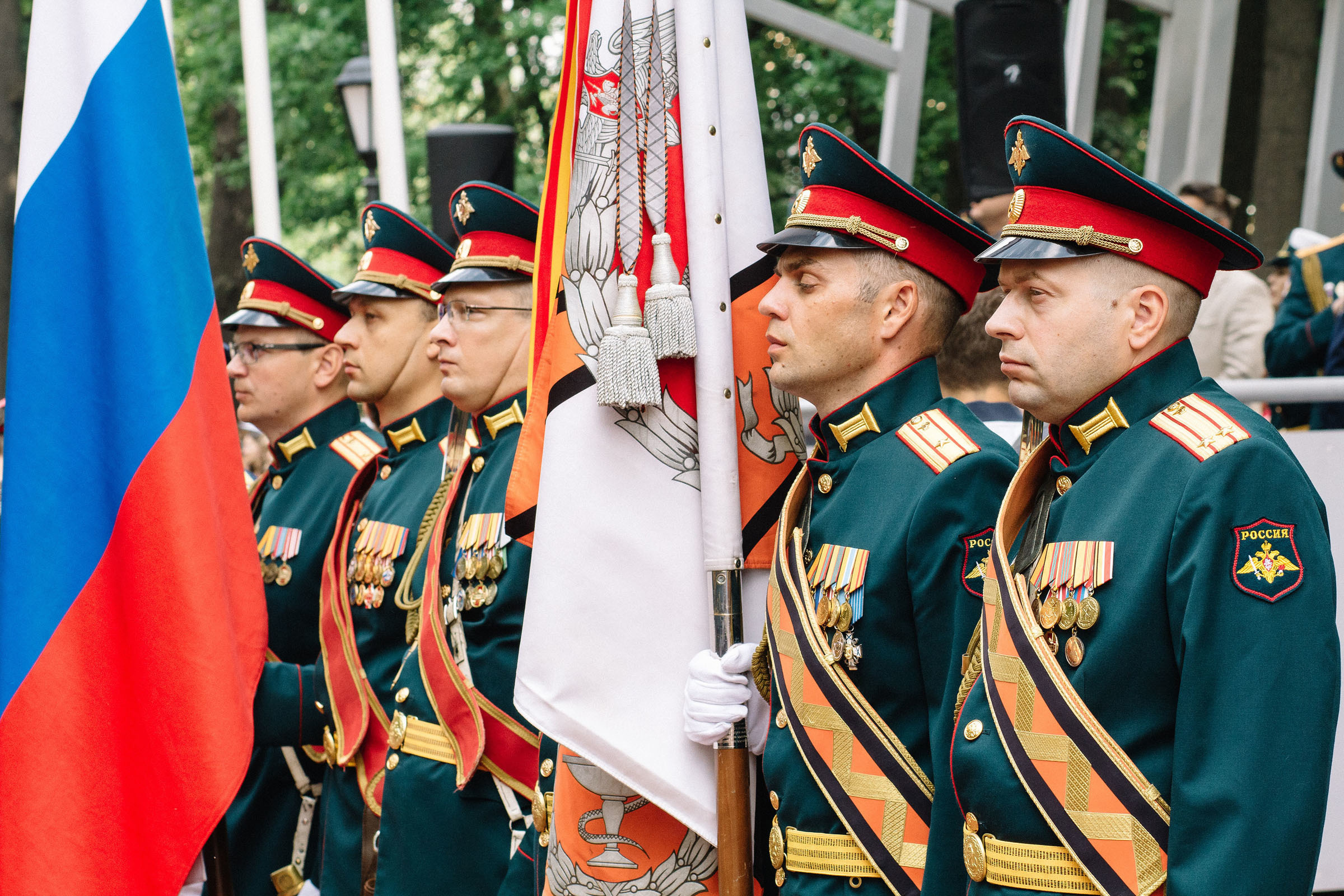 Вручение дипломов ВМедА. Семейный и свадебный фотограф в Майкопе Михаил Мартиросян