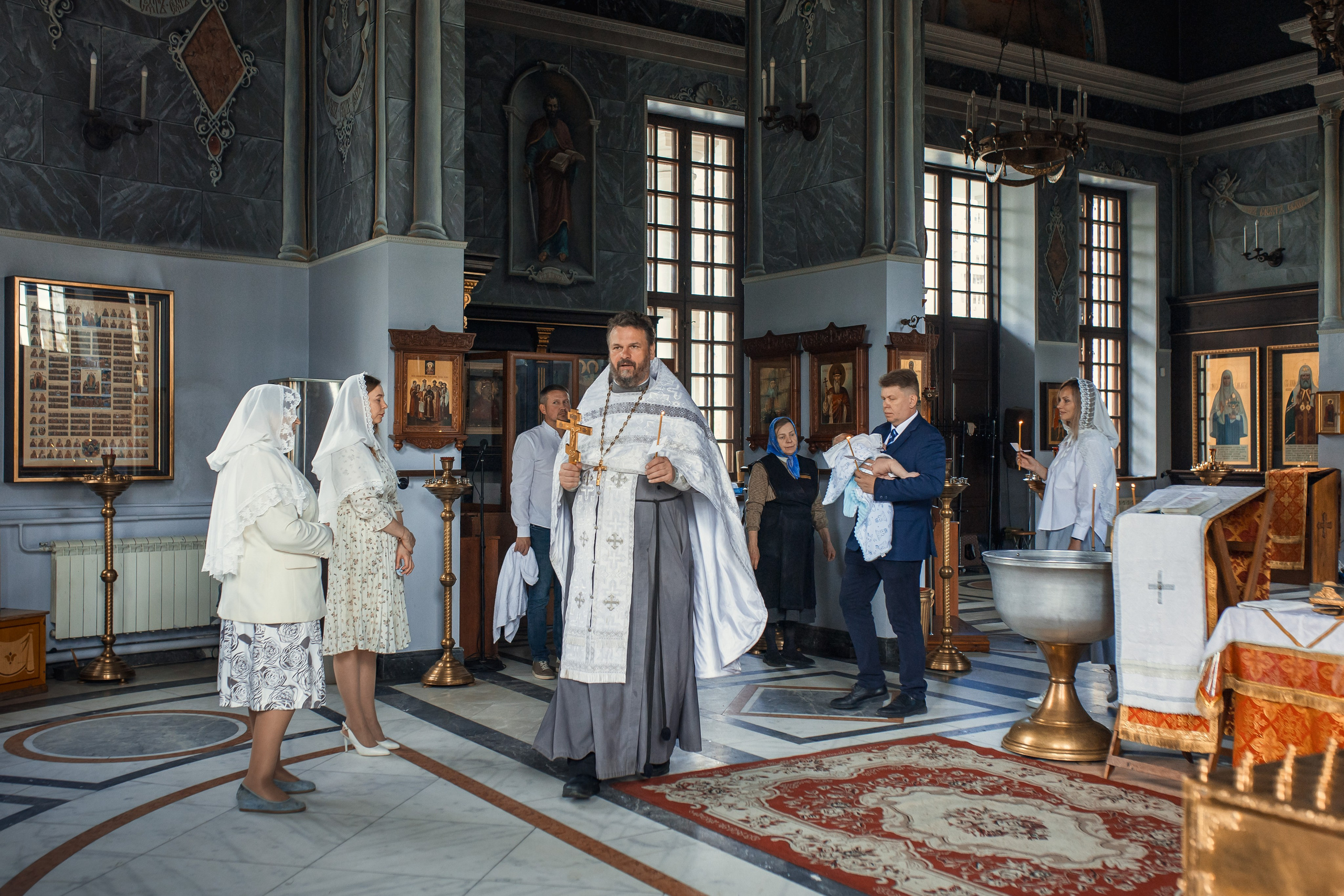 Крещение в Храме святого Иннокентия. Профессиональный фотограф в Москве и Мо Мария Шантарёва