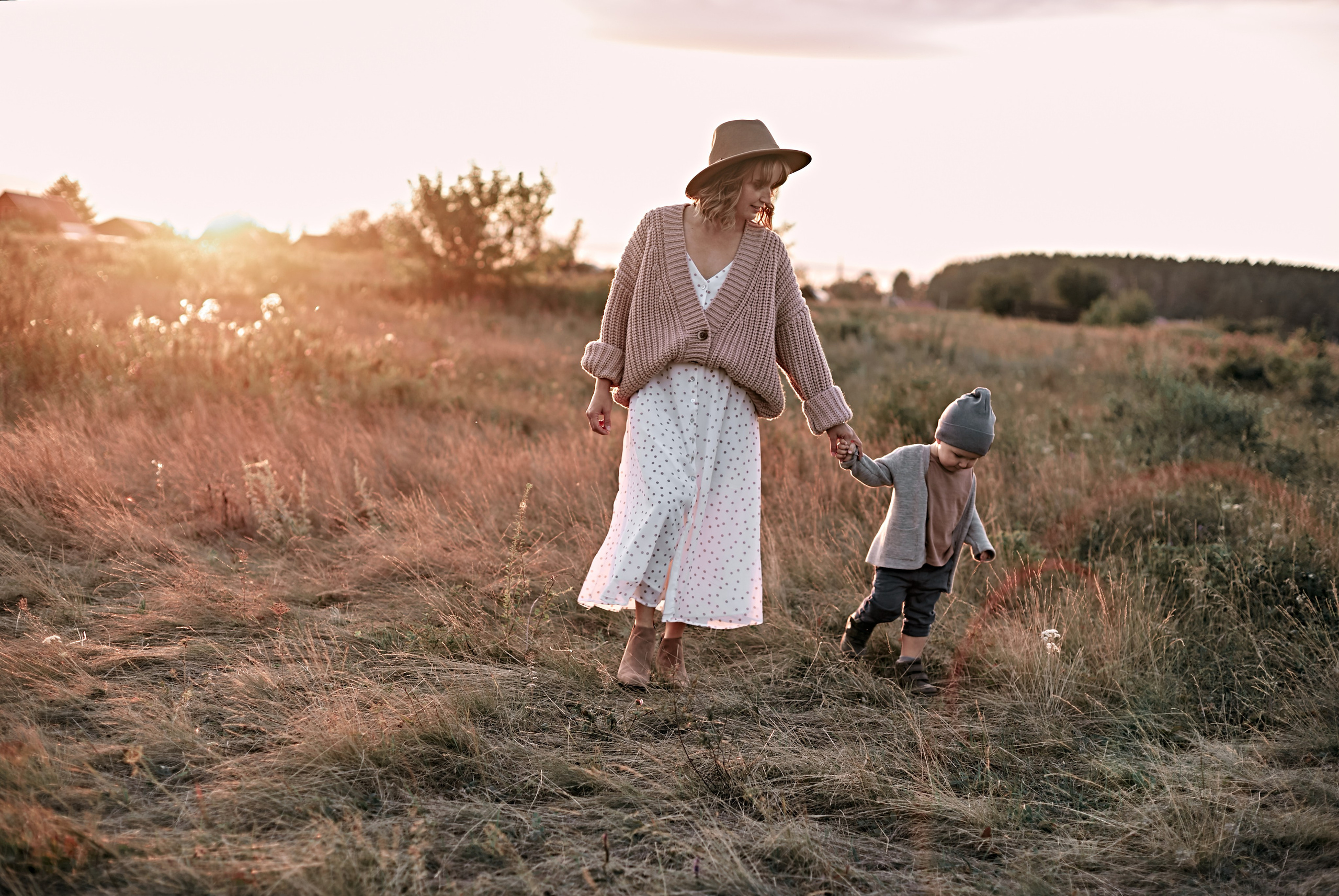 Катя с семьей. Порог Ревун. Главная