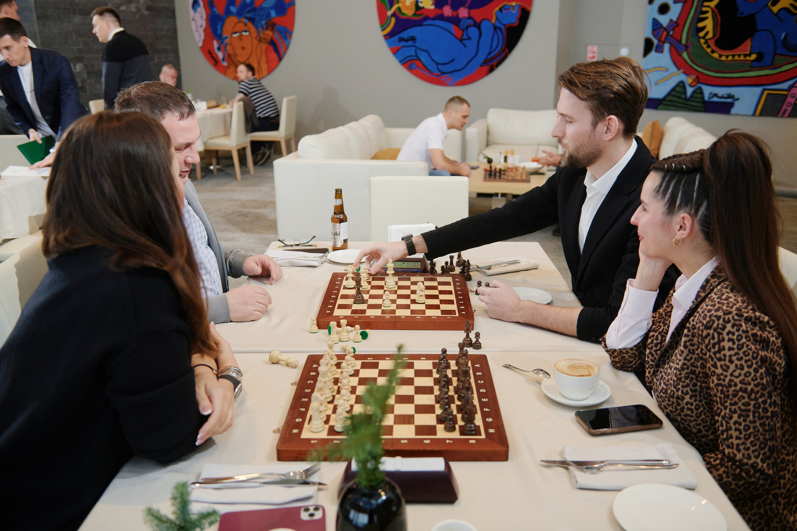 «Деловые шахматы». Фотограф Роман Арыкин Екатеринбург