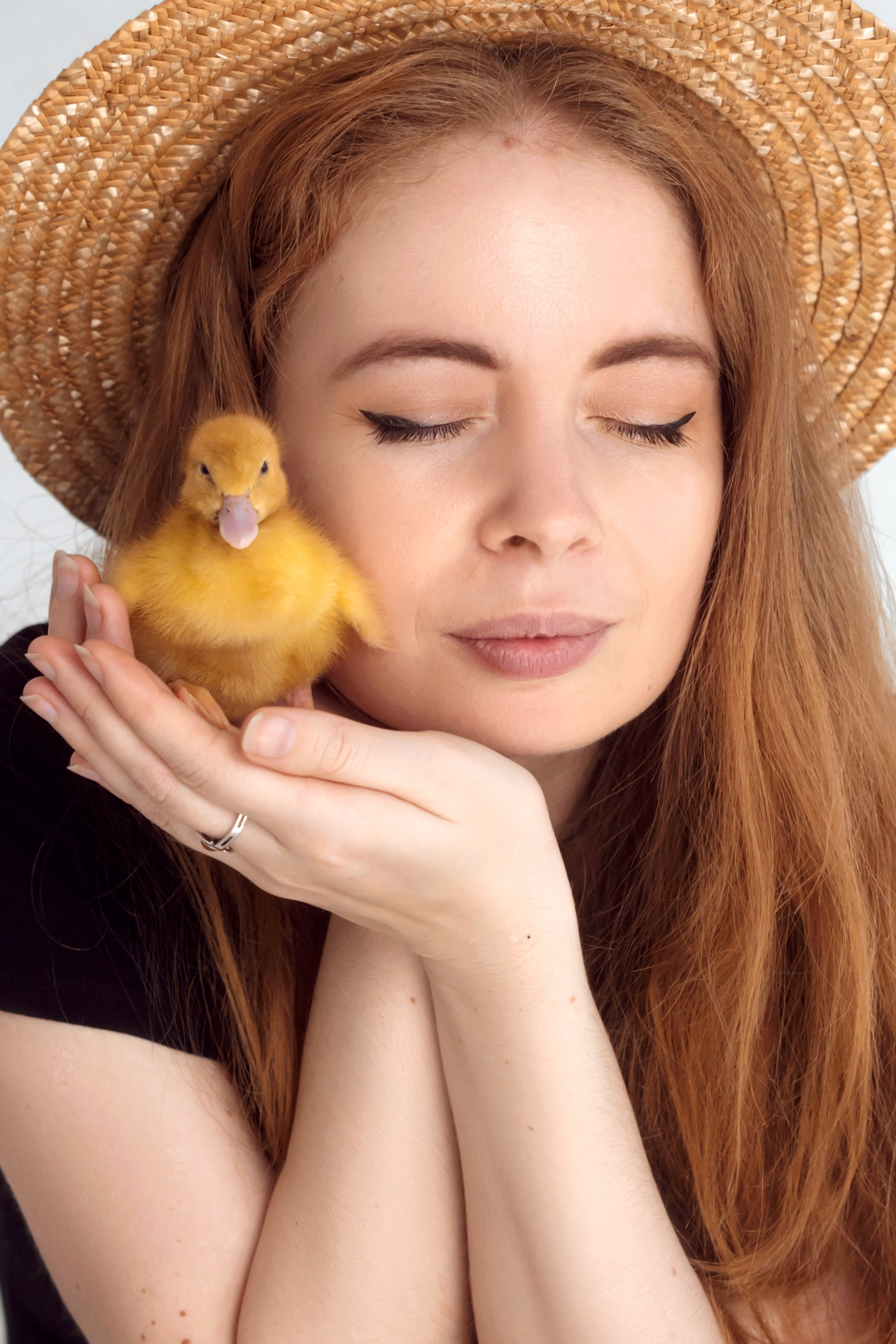 Пасхальная съемка с уточками. Мила Посвит Фотограф новорожденных в Тобольске