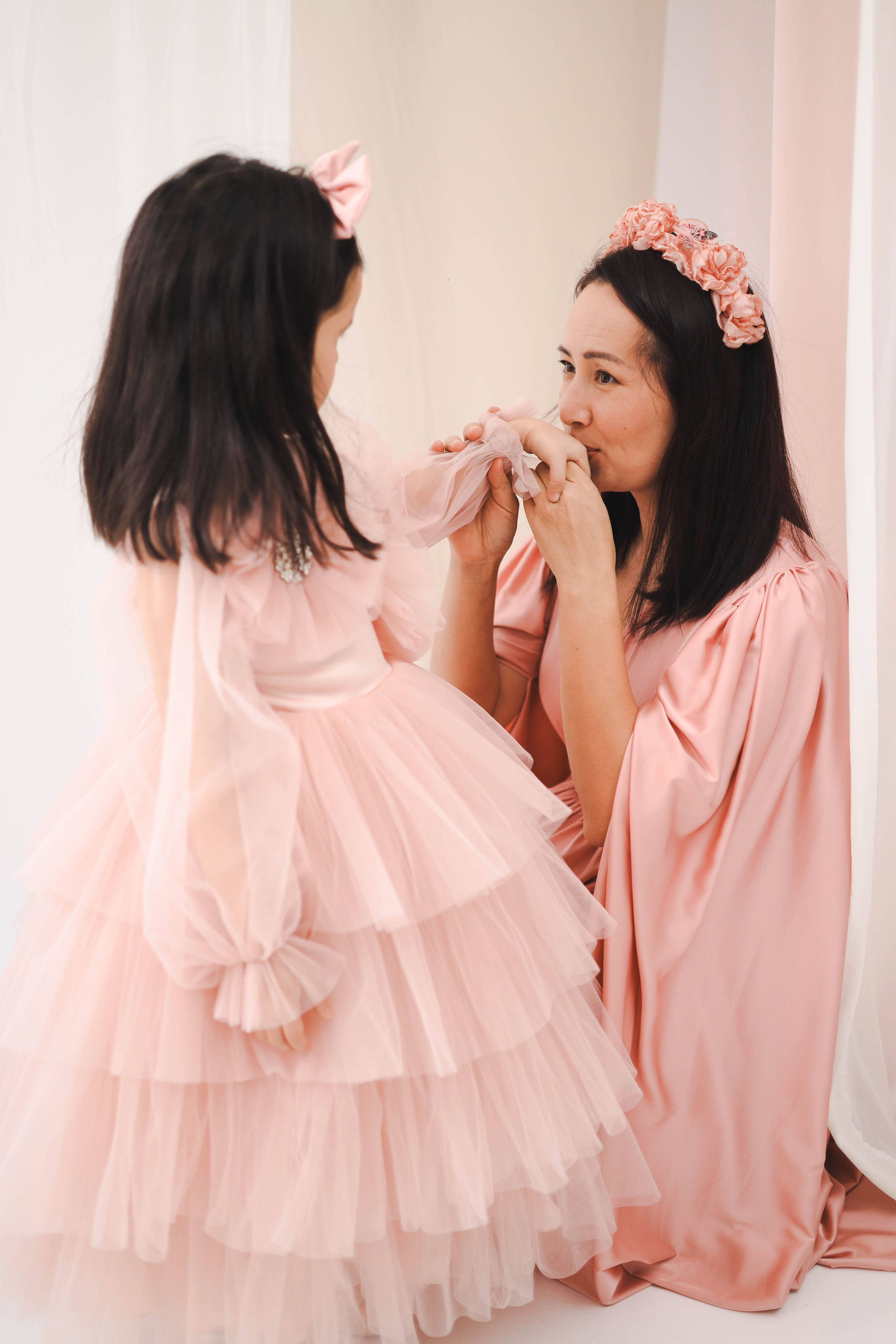 Детская семейная фотосессия в Алматы — профессиональный детский фотограф. Фотограф Алматы