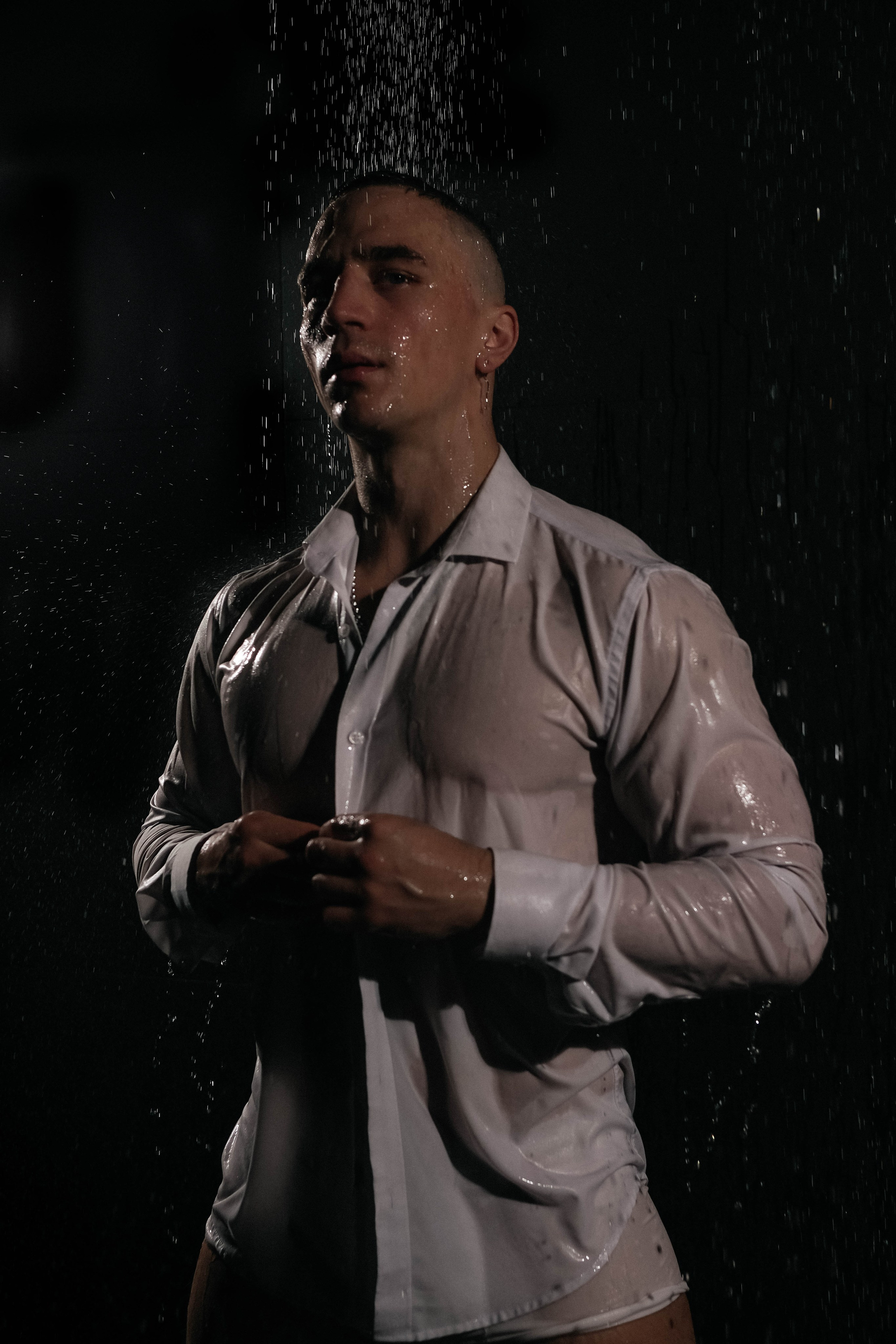 Съемка лав стори под душем. Главная