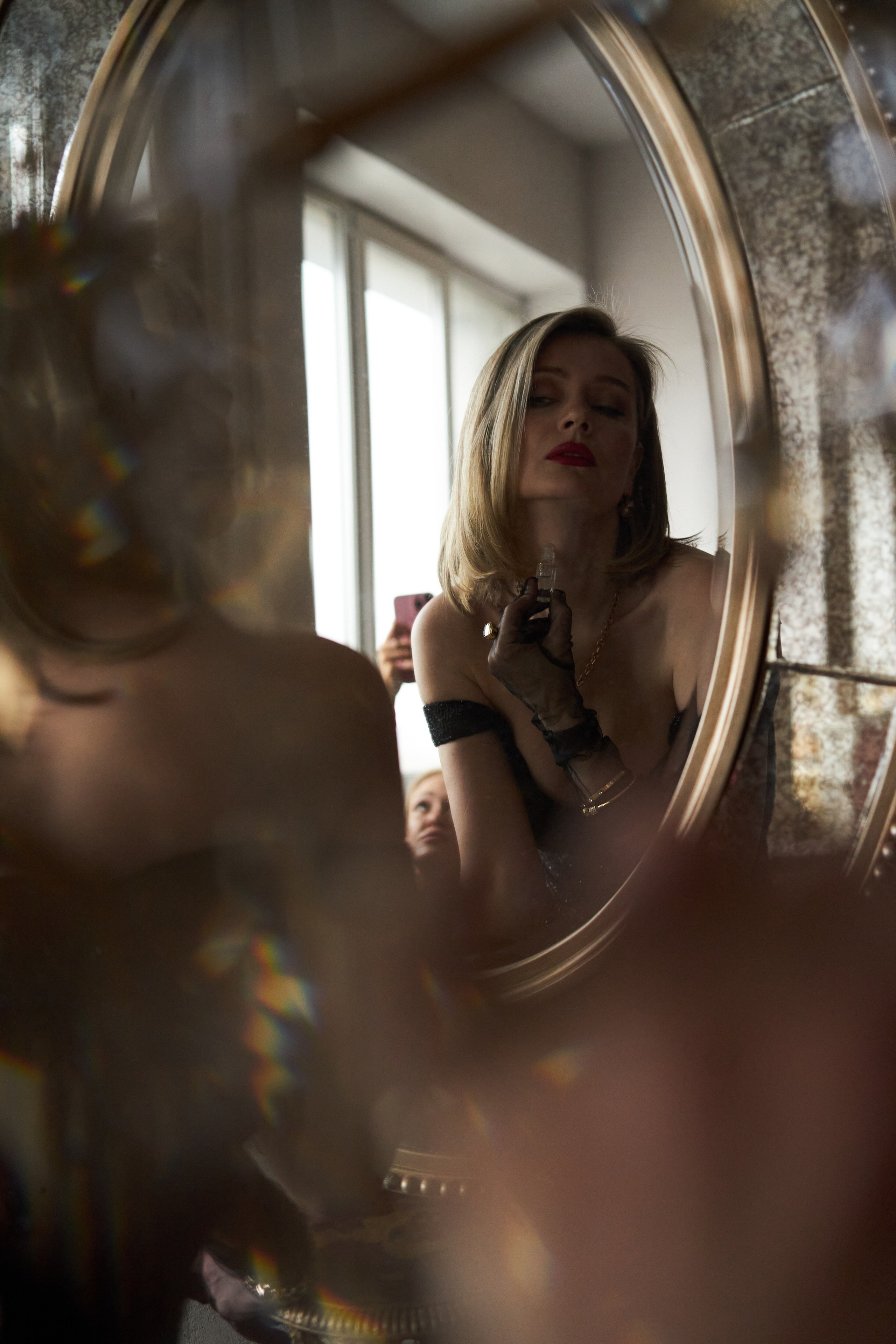 Съемка для рекламы парфюма. Фотограф Екатеринбург Кокшарова Александра