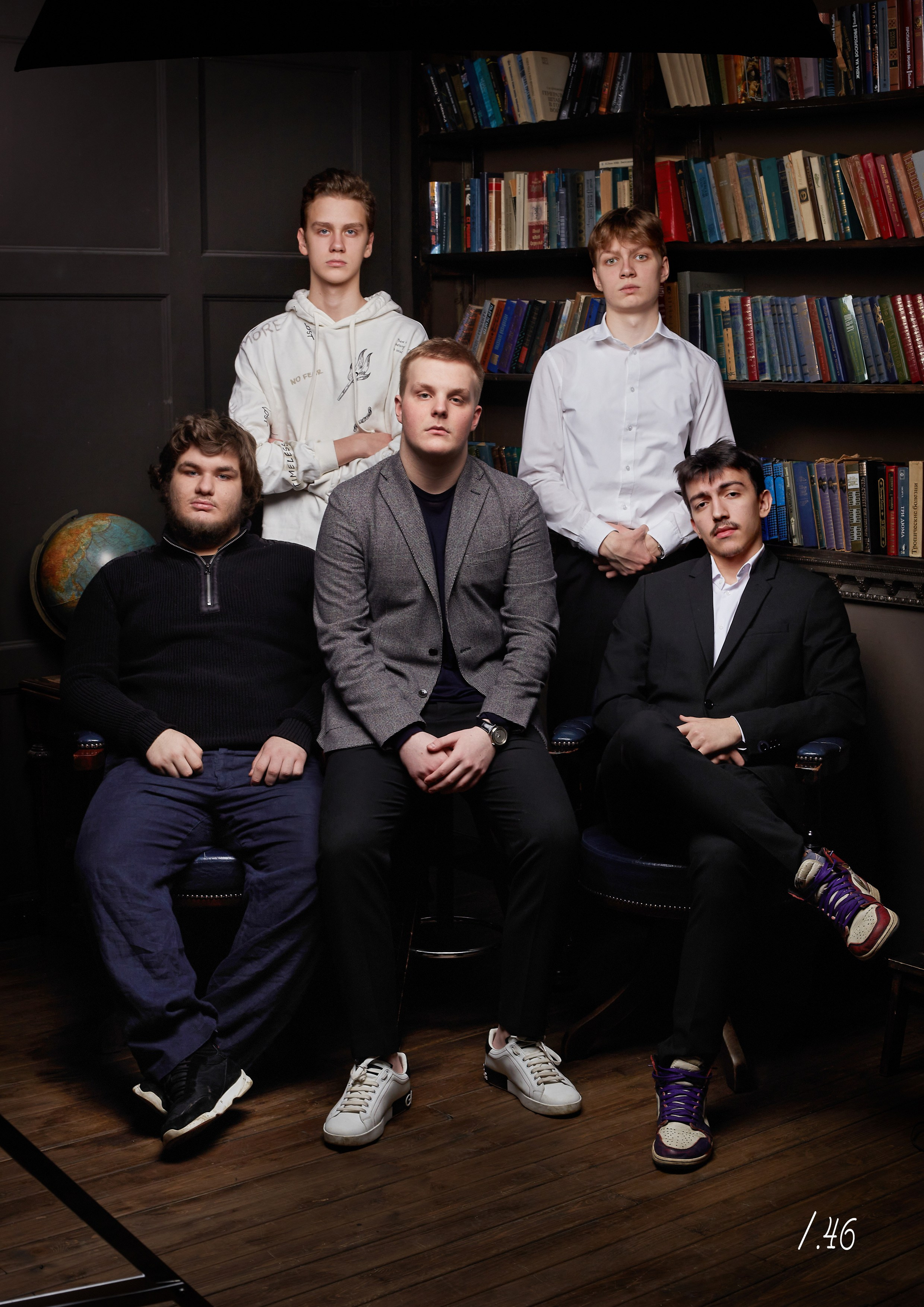 Студия Школьной Фотографии — стильные и современные выпускные альбомы