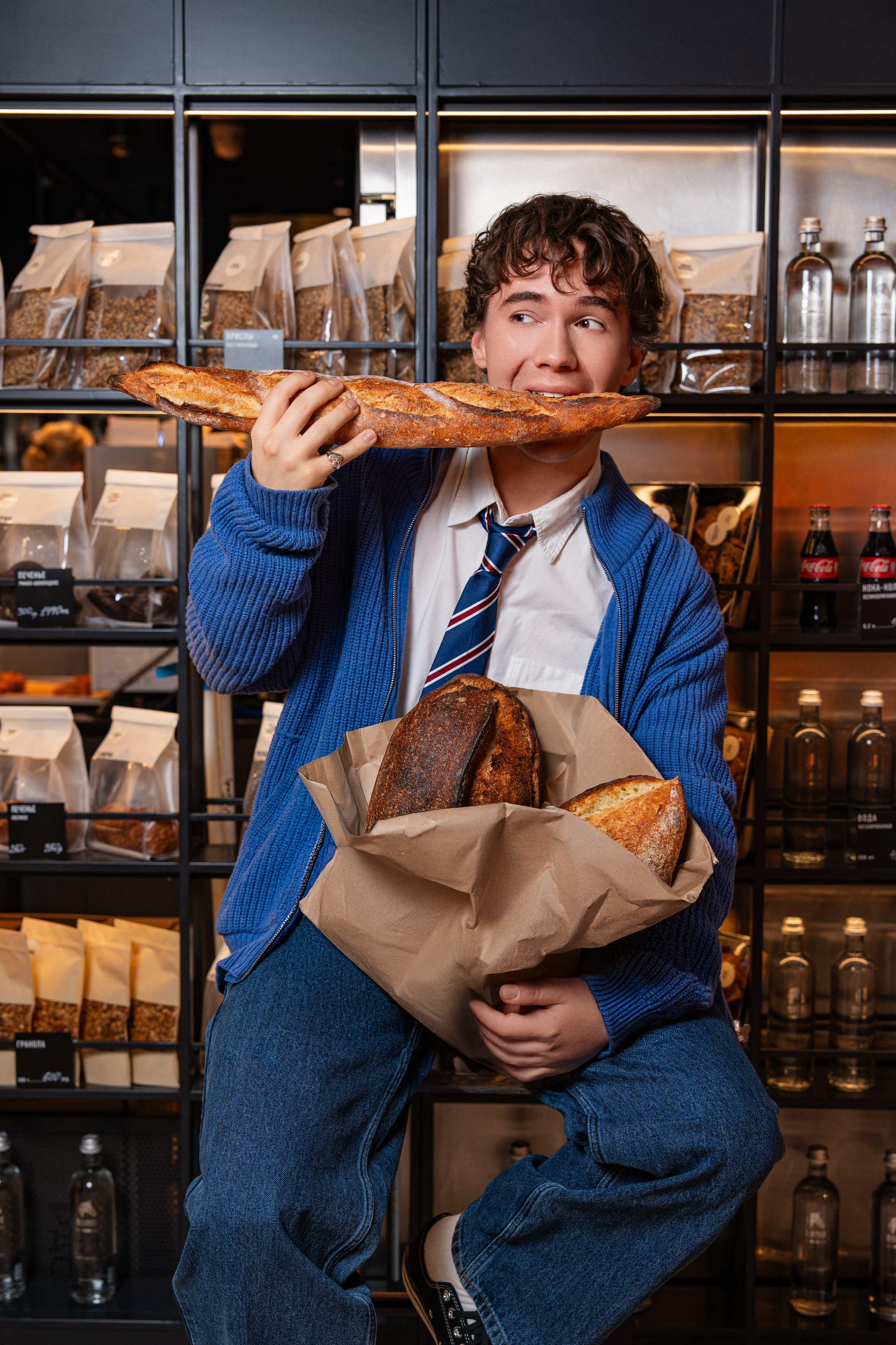 Фотосессия актера Дениса Власенко для Усачевского рынка