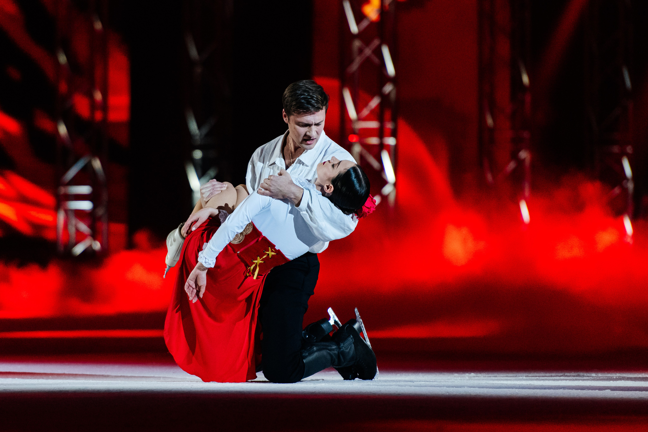 ШОУ Ильи АВЕРБУХА. ДИНА МИХНЕВА спортивный фотограф Москва